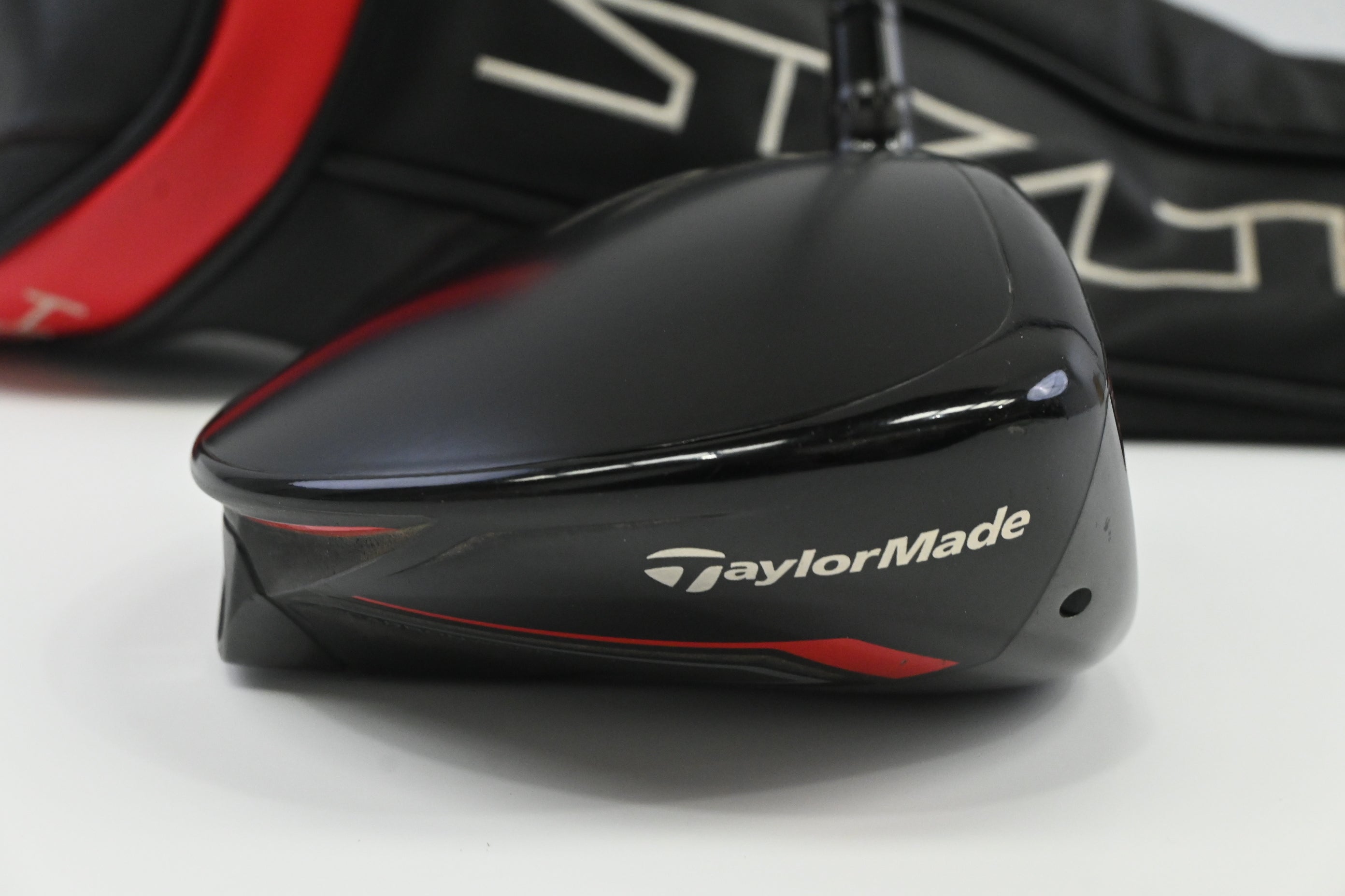 Taylormade Stealth Driver / 10.5 Degree / Regular Flex Fujikura Ventus Red 5
