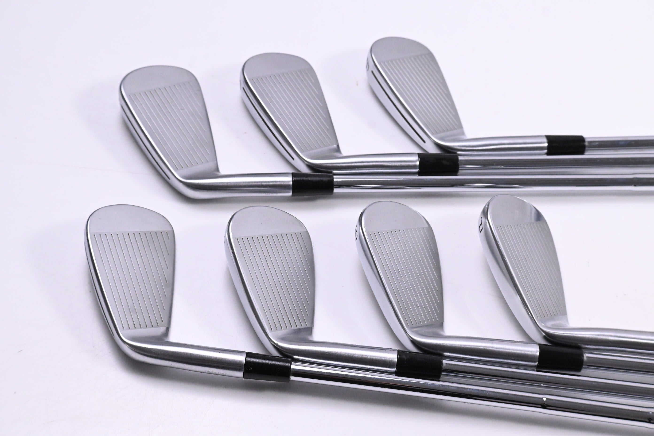 Taylormade P770 2024 Irons / 4-PW / Stiff Flex Dynamic Gold Mid 115 Shaft