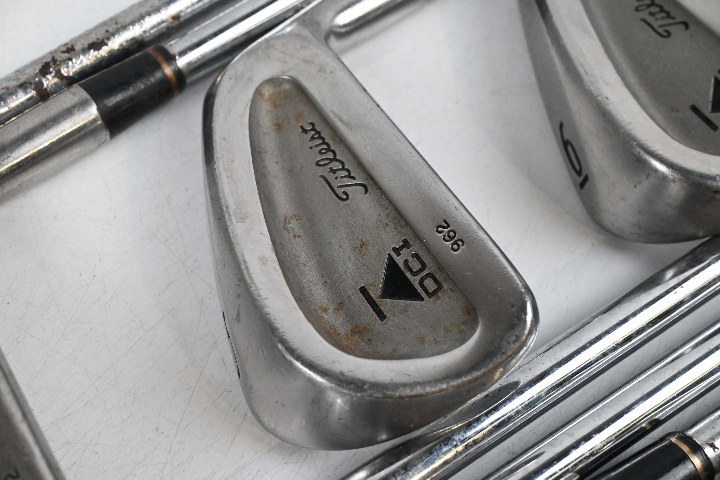 Titleist DCI 962 Irons / 3-PW+SW / Stiff Flex Dynamic Gold S300 Shafts