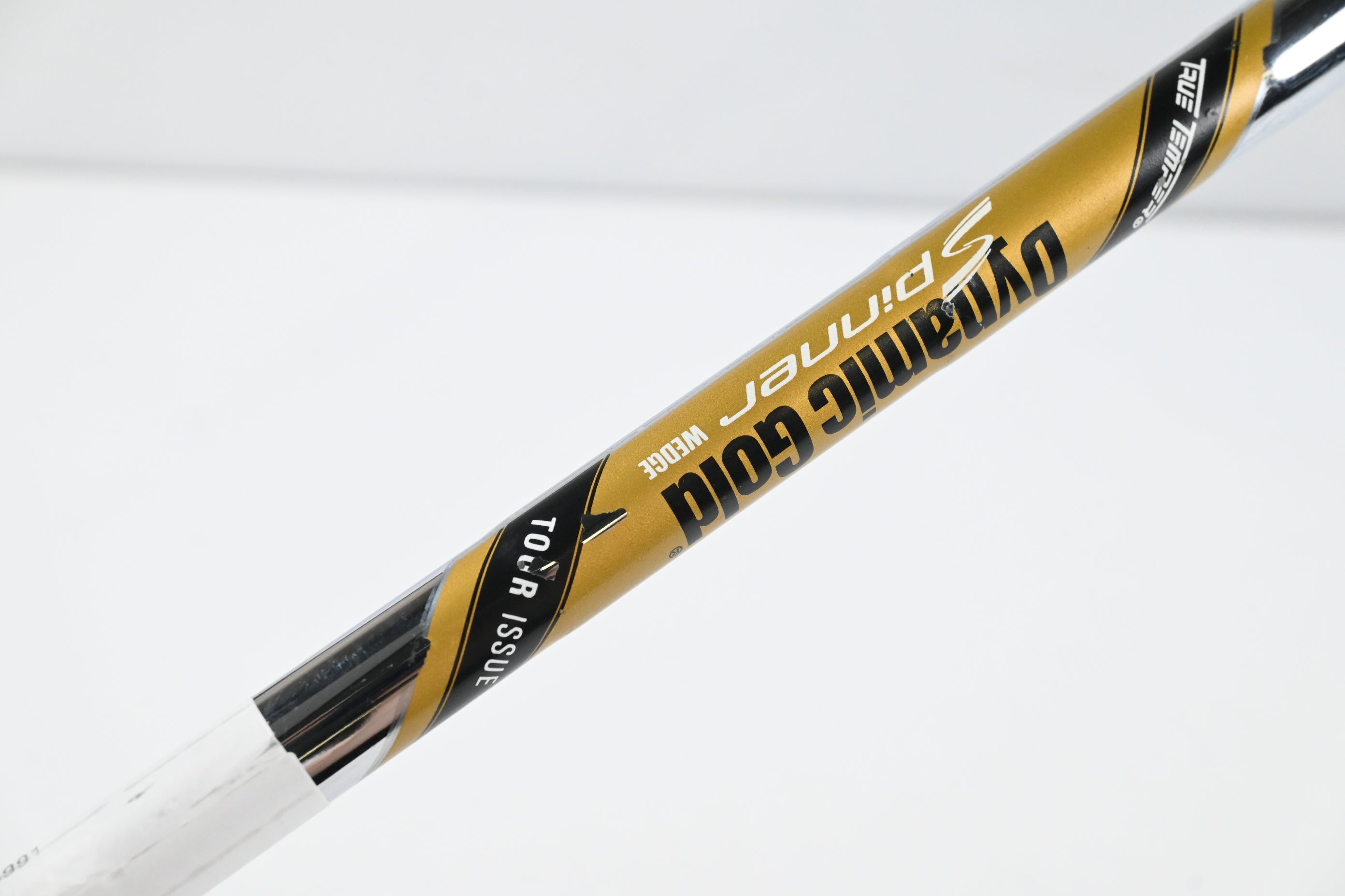 Cleveland RTX ZipCore Sand Wedge / 56 Degree / Wedge Flex Dynamic Gold Spinner
