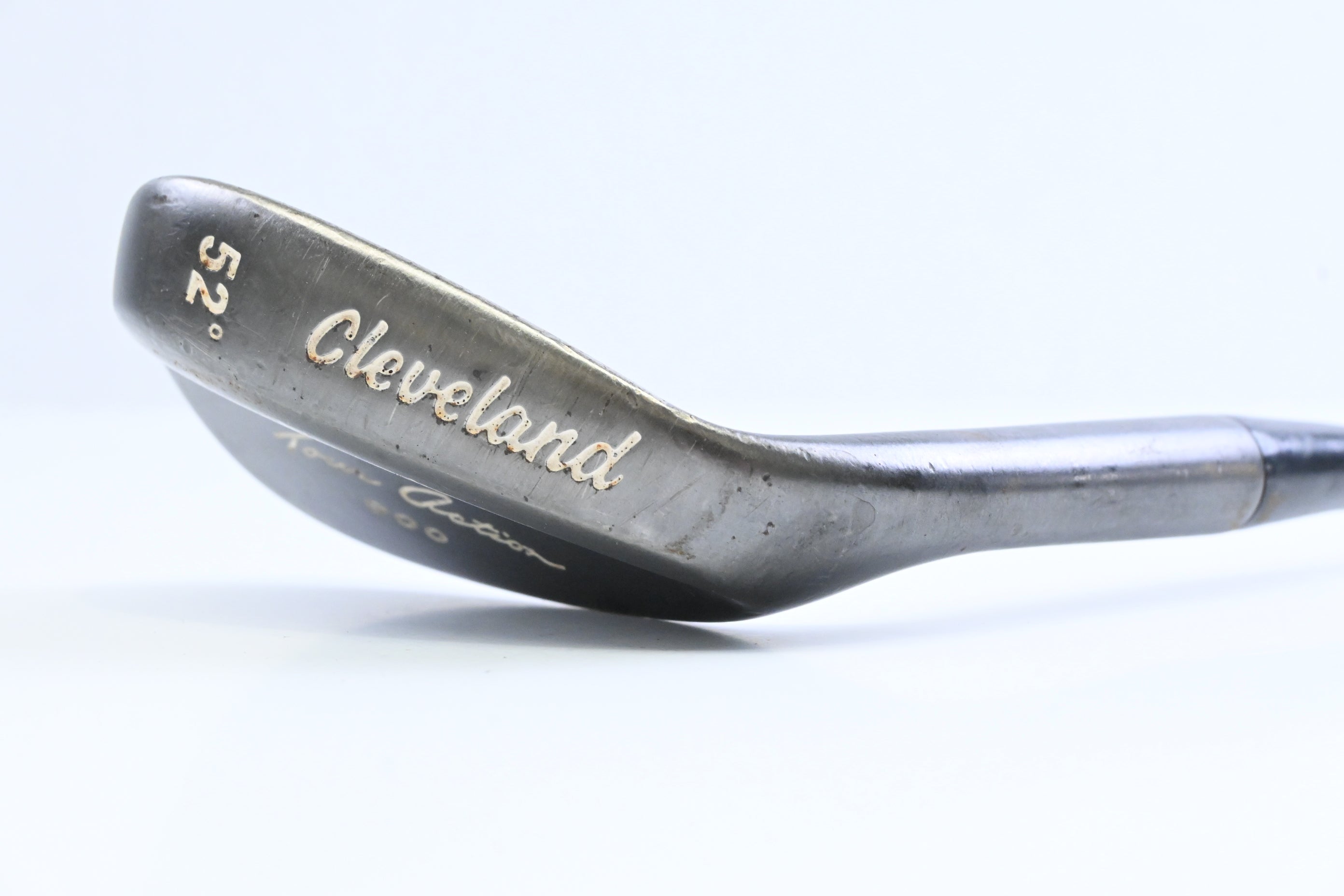 Cleveland Tour Action 900 Gap Wedge / 52 Degree / Wedge Flex Dynamic Gold Shaft