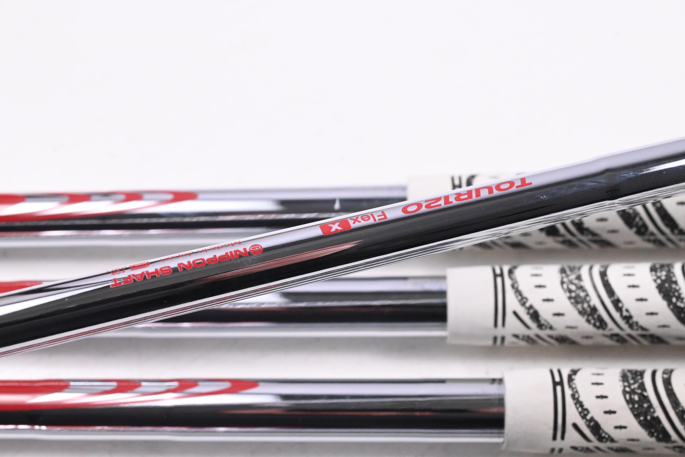 Left Hand Mizuno Pro 241 Irons / 4-PW / X-Flex N.S.Pro Modus³ Tour 120 Shafts