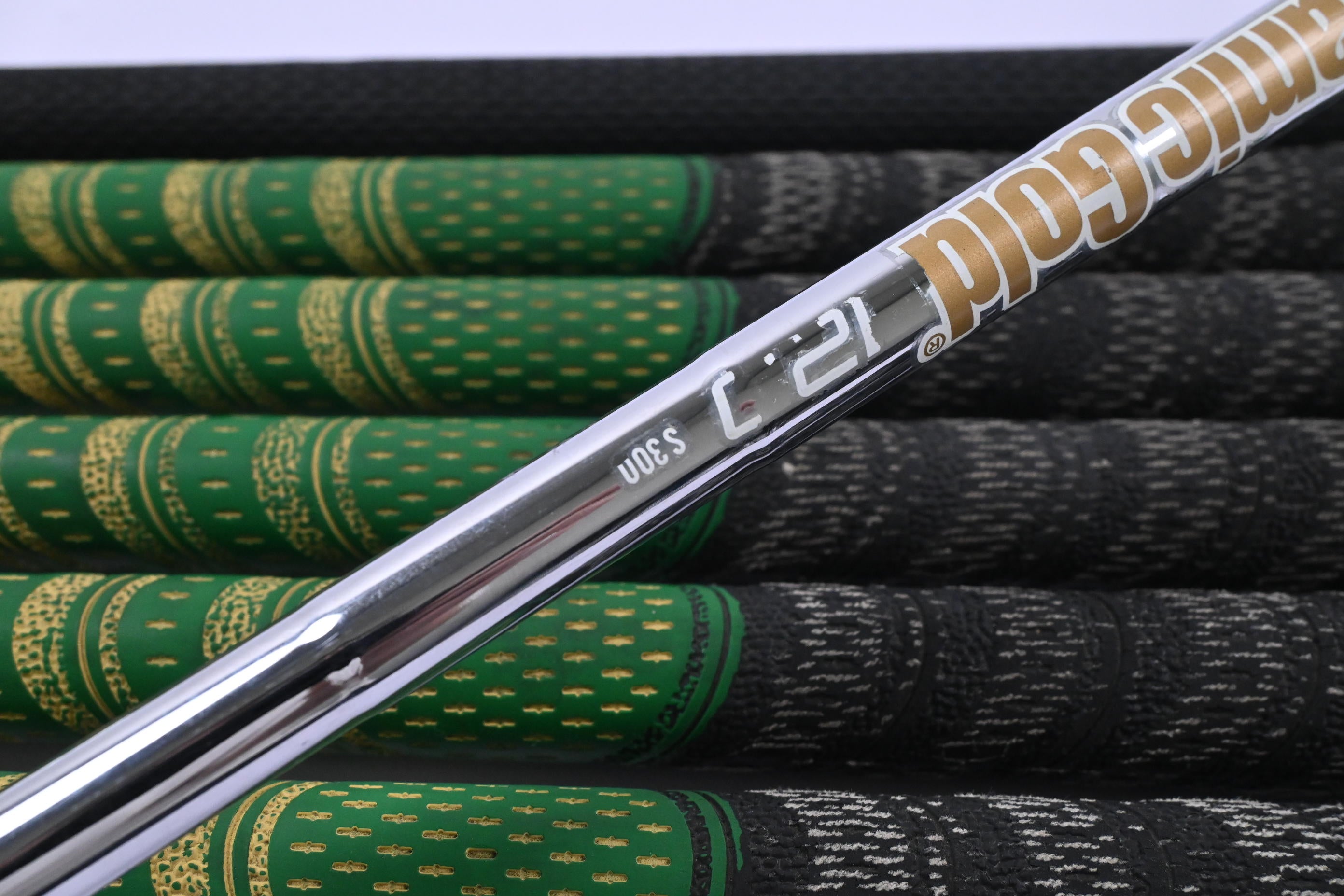 Ping i500 Irons / 4-PW / Blue Dot / Stiff Flex Dynamic Gold 120 S300 Shafts