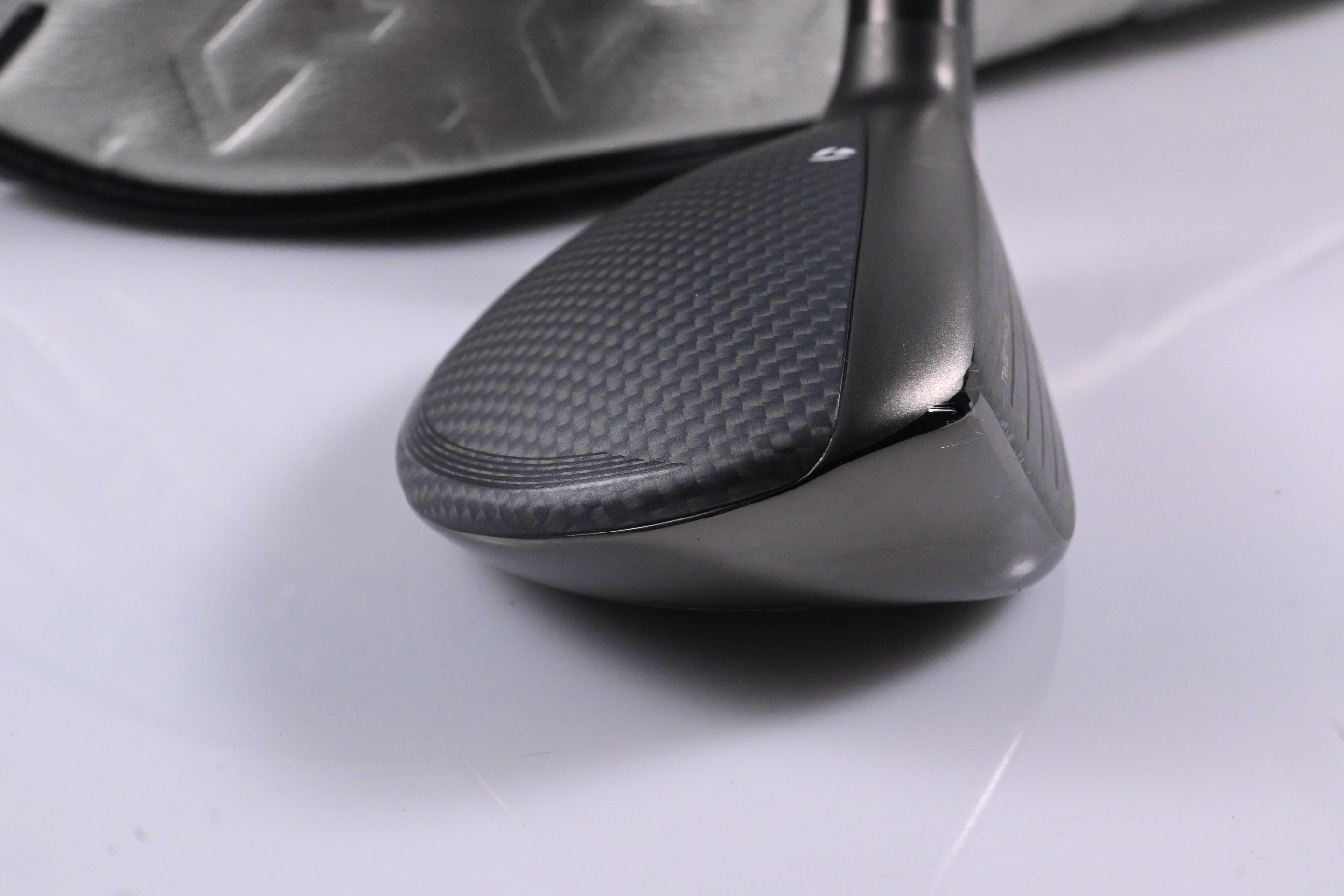 Taylormade Qi35 #4 Hybrid / 22 Degree / Regular Flex Fujikura Ventus Blue '25 6
