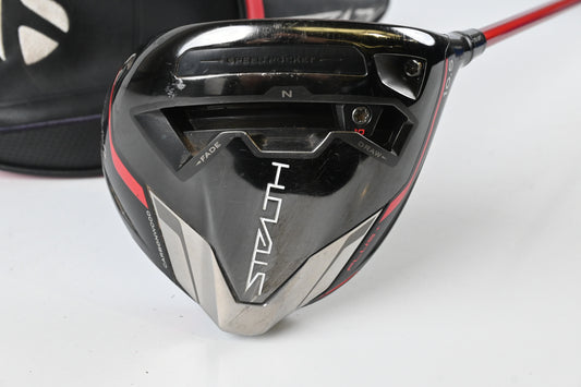 Taylormade Stealth Plus Driver / 10.5 Degree / Regular Flex Fujikura Ventus Red 5
