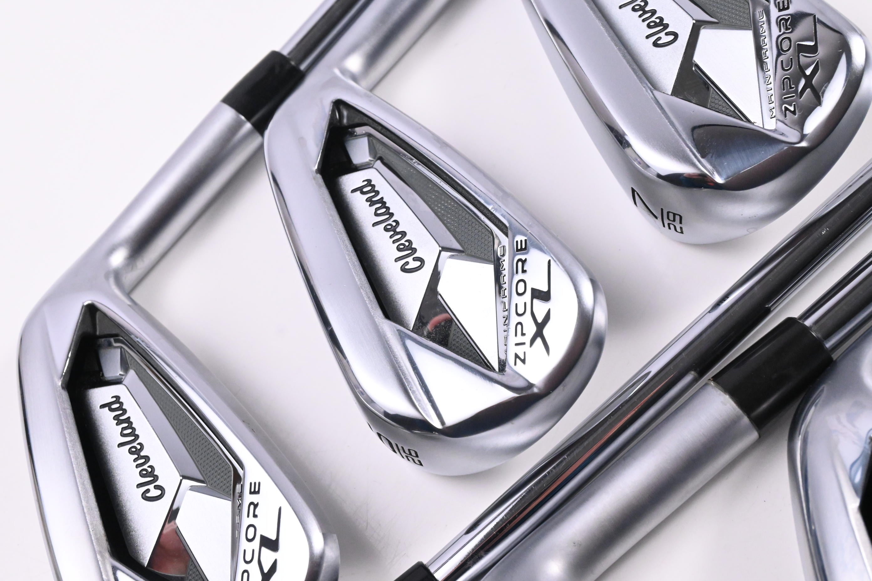 Cleveland Zipcore XL Irons / 5-PW+GW / Regular Flex KBS Tour Lite Shafts