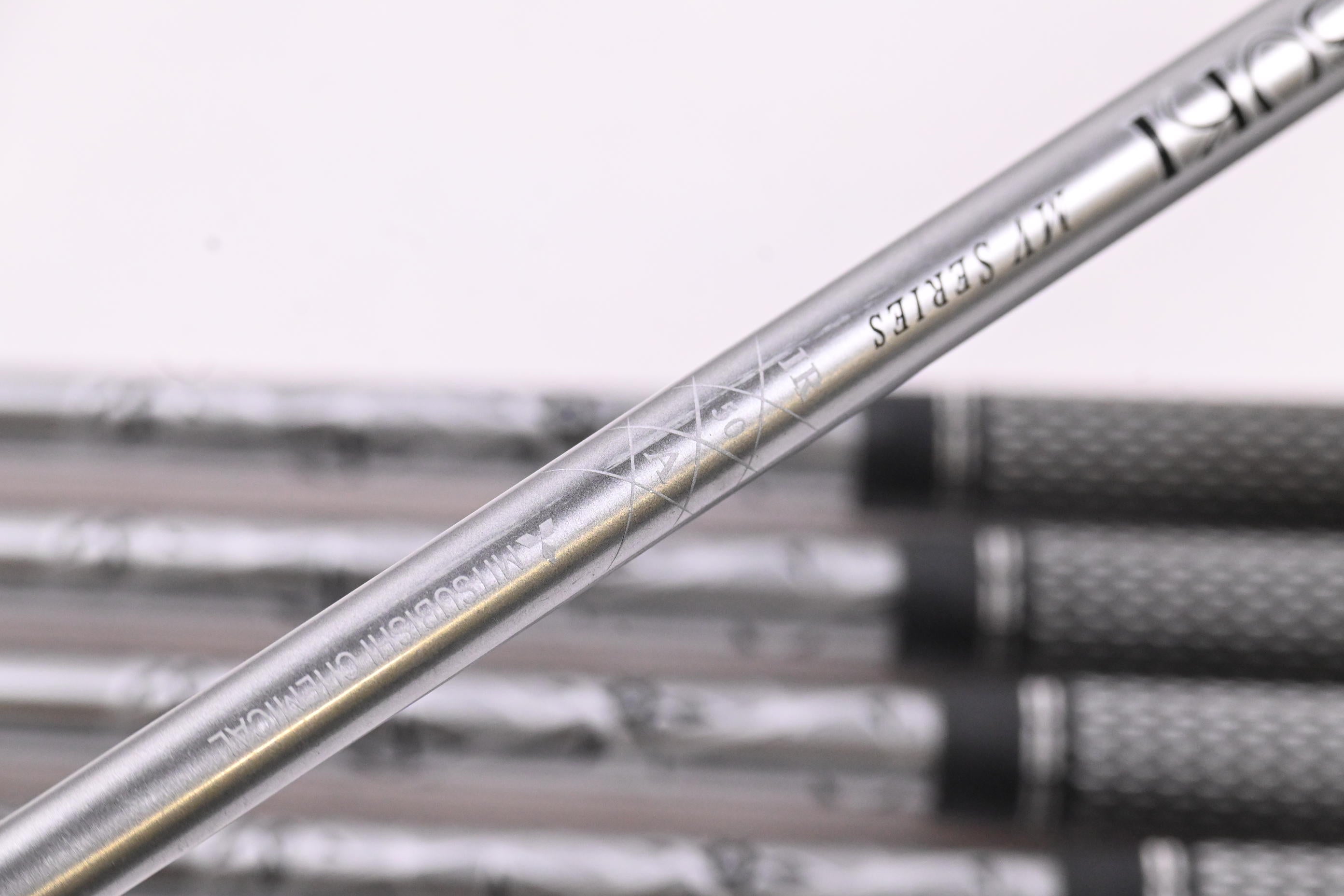 Titleist T300 2019 Irons / 6-PW+GW / Senior Flex Fubuki MV 50 Shafts