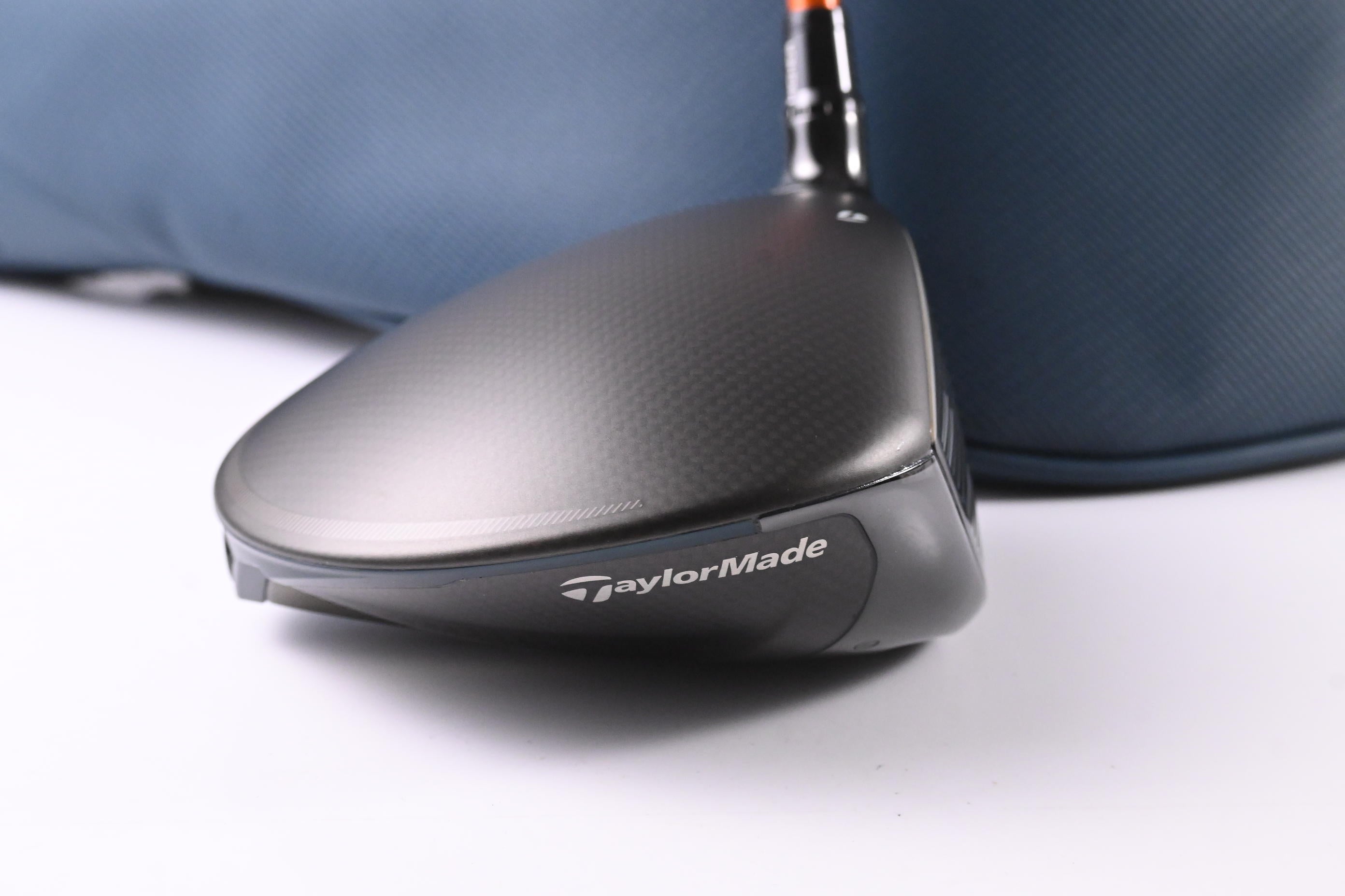 Taylormade Qi4D Driver / 10.5 Degree / Stiff Flex Graphite Design Tour AD DI-6