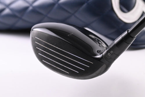 Titleist TSR3 #3 Wood / 15 Degree / Regular Flex HZRDUS Smoke RDX Black 70 Shaft