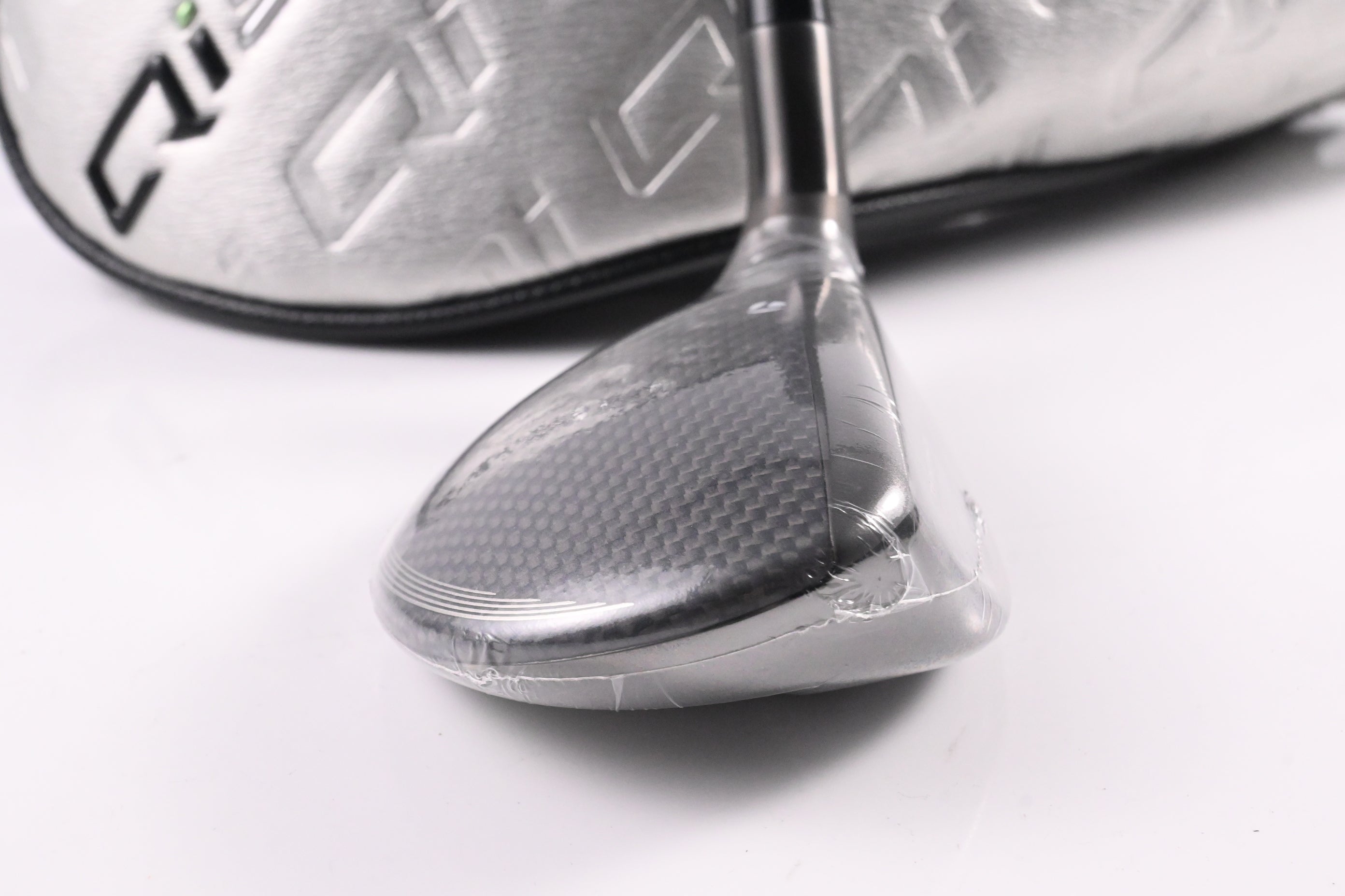 Taylormade Qi35 Max Lite #5 Hybrid / 27 Degree / Senior Flex Vanquish 5 Shaft