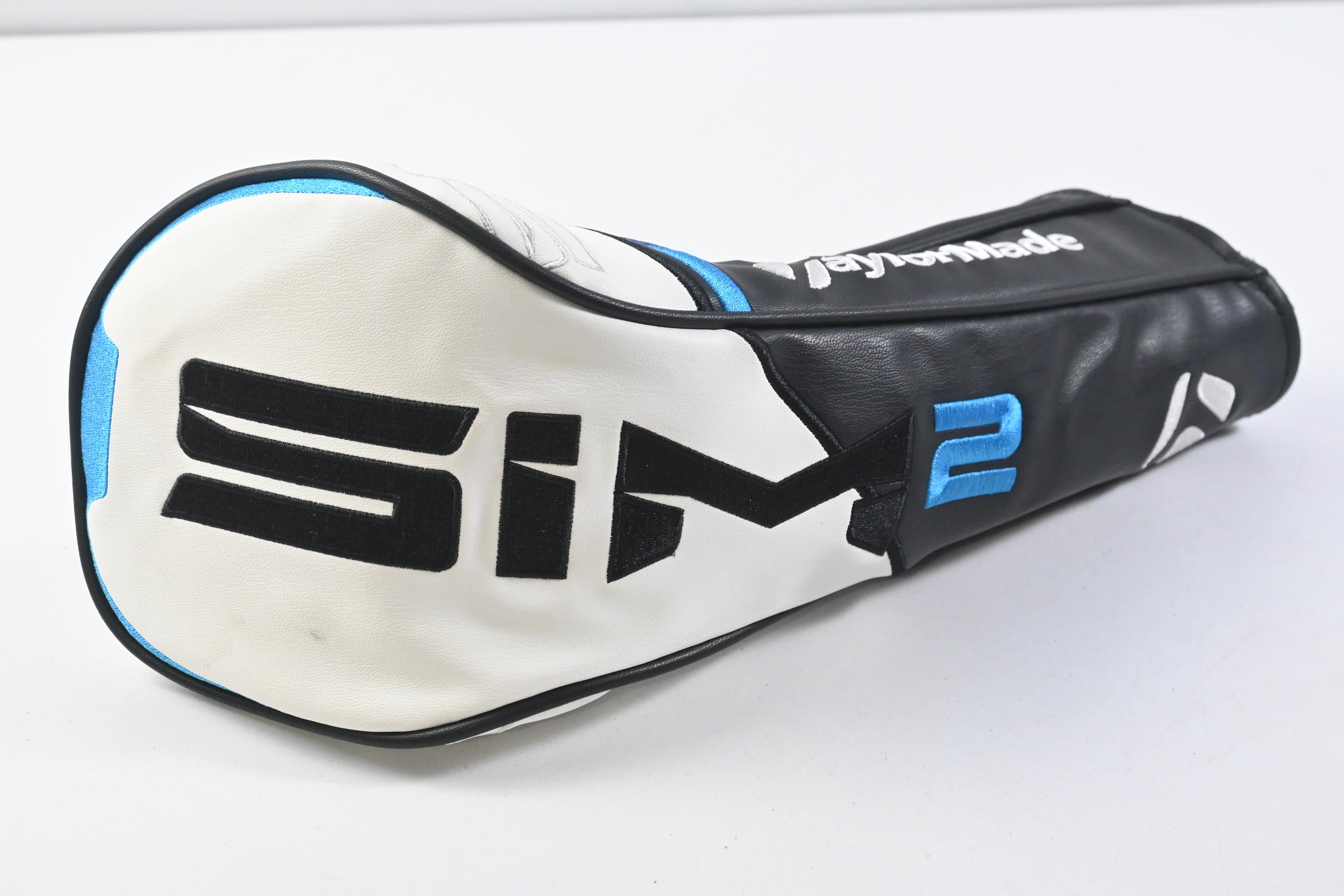 Taylormade SIM2 Max Driver / 9 Degree / Regular Flex Fujikura Ventus Blue 5
