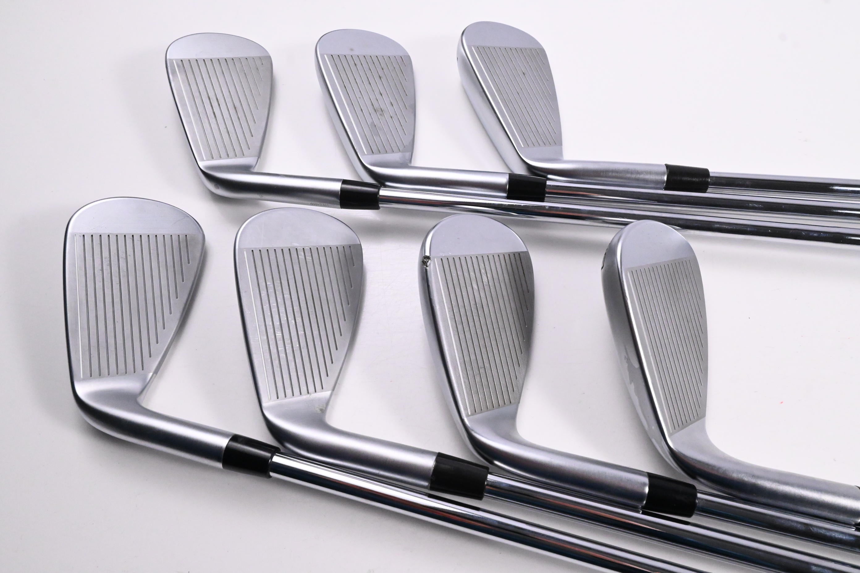 Cleveland Zipcore XL Irons / 5-PW+GW / Regular Flex KBS Tour Lite Shafts