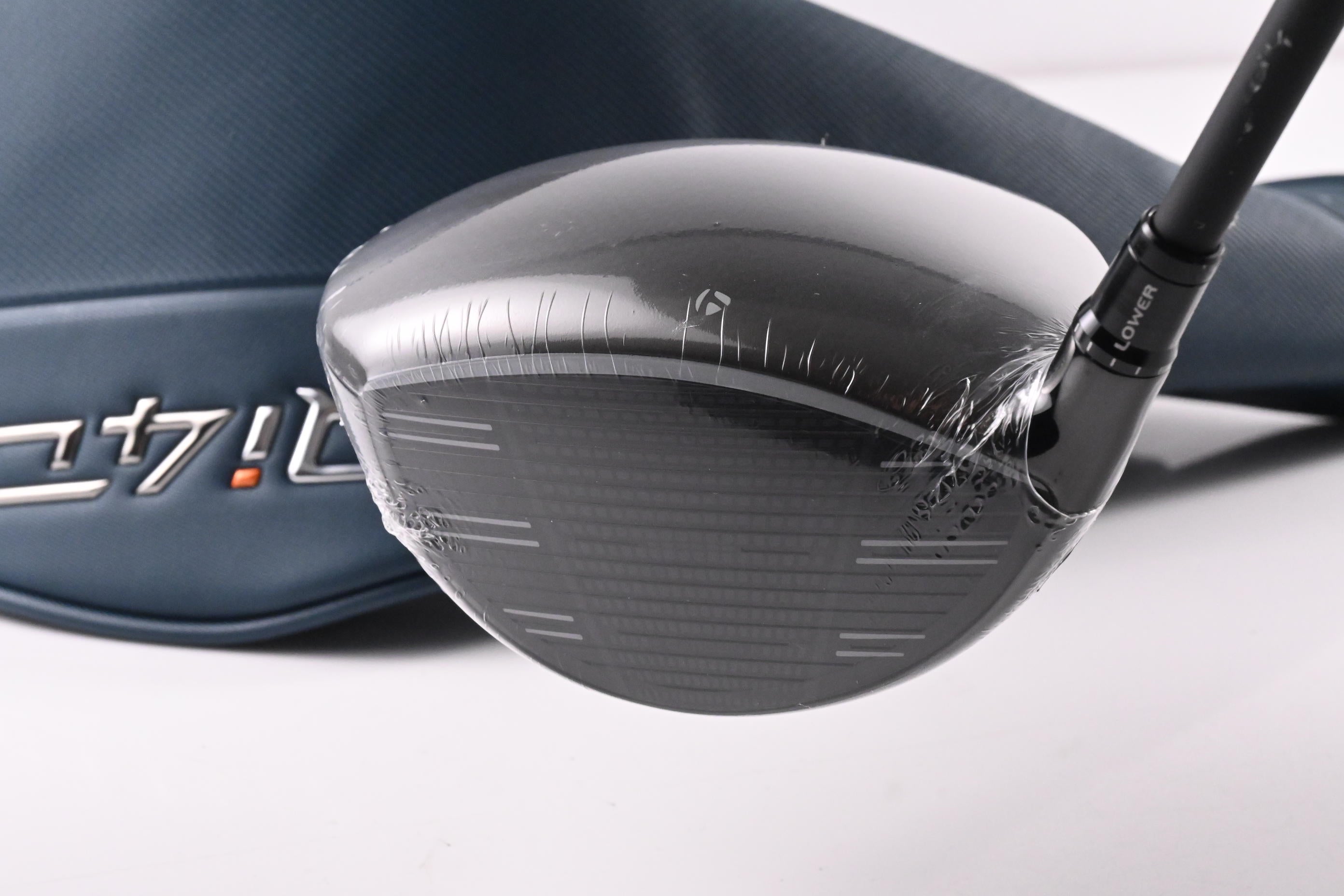 Taylormade Qi4D Driver / 10.5 Degree / Regular Shaft Reax Blue 50 Shaft