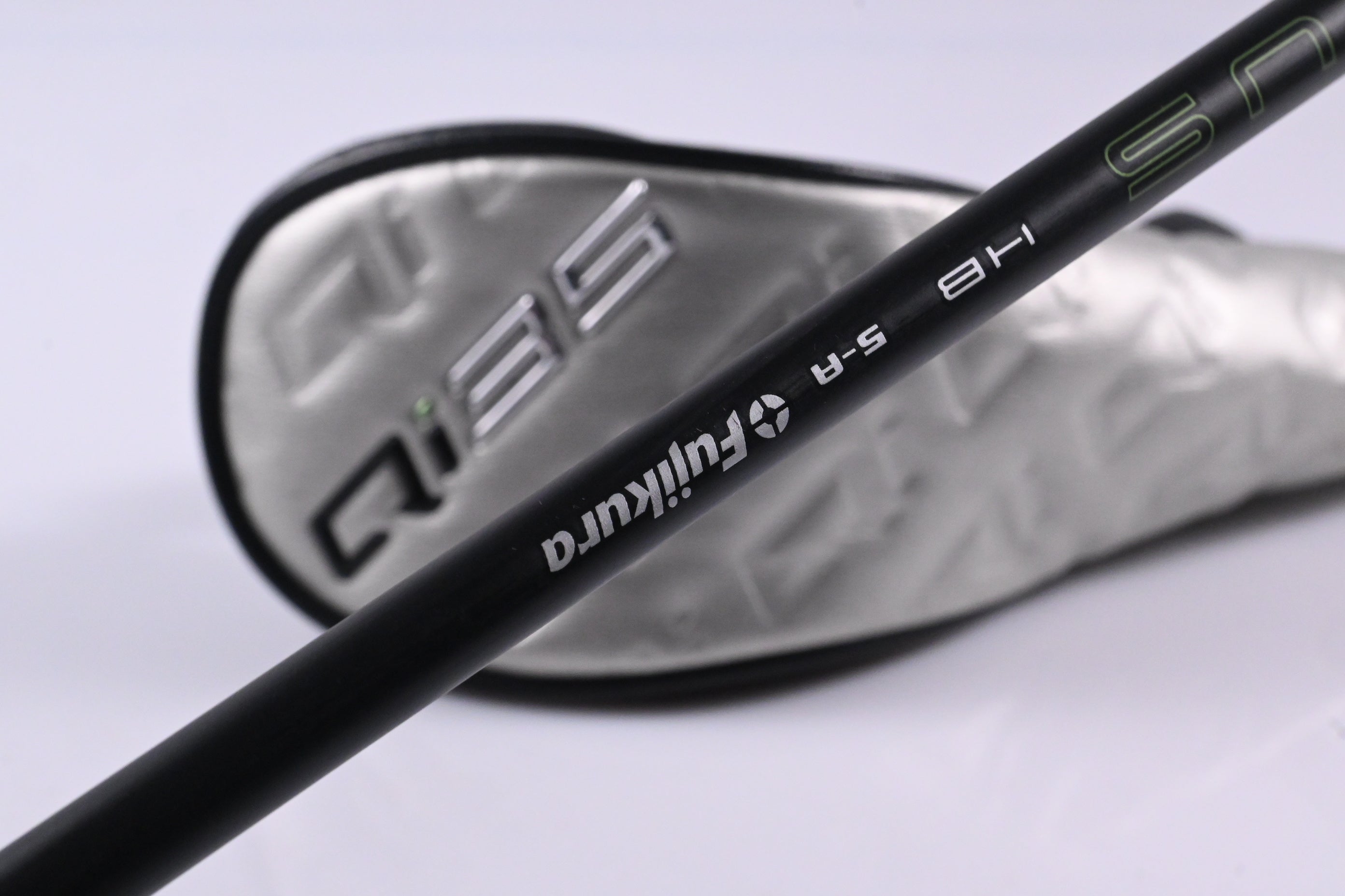 Taylormade Qi35 #4 Hybrid / 22 Degree / Regular Flex Fujikura Ventus Blue '25 6