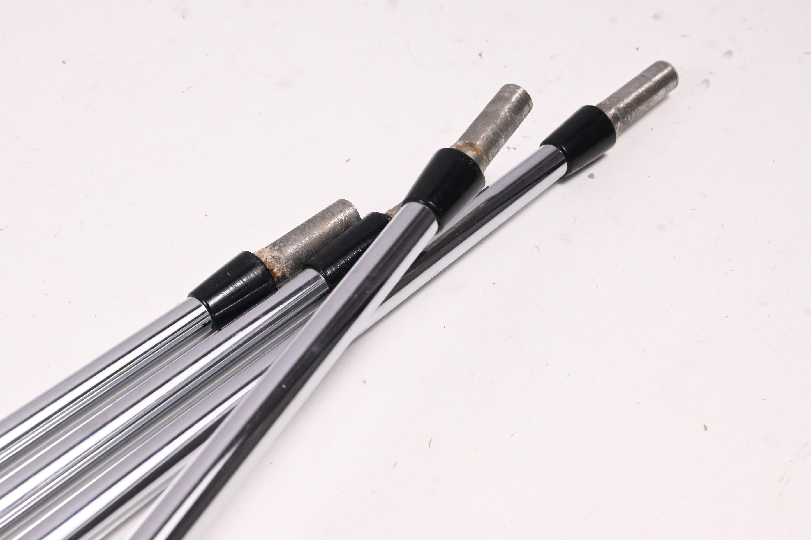 Accra iSeries Steel Red 110i Iron Shafts / Regular Flex / Set Of 4 / .355" Tip