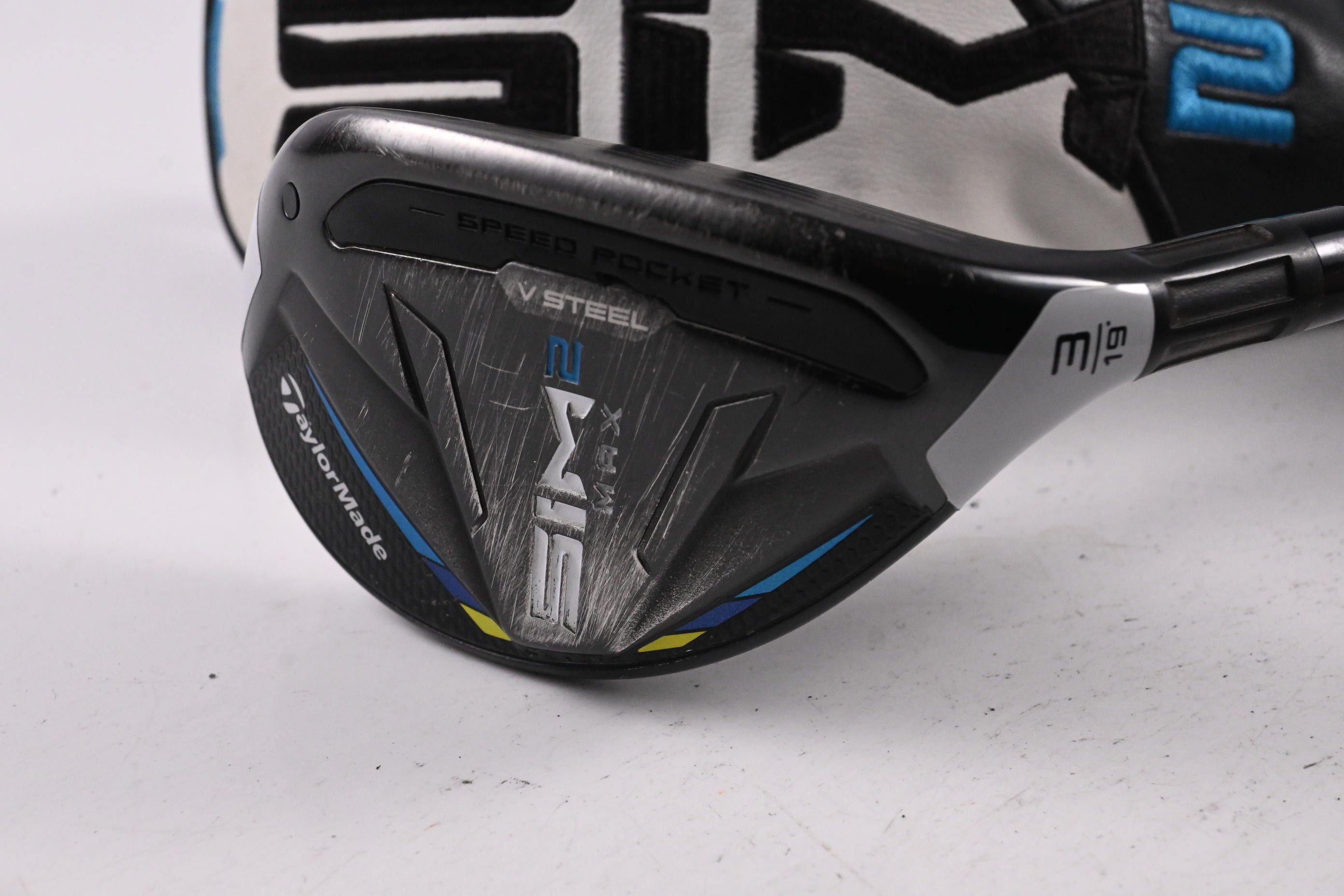Taylormade SIM2 Max #3 Hybrid / 19 Degree / Regular Flex Ventus Blue 6 Shaft
