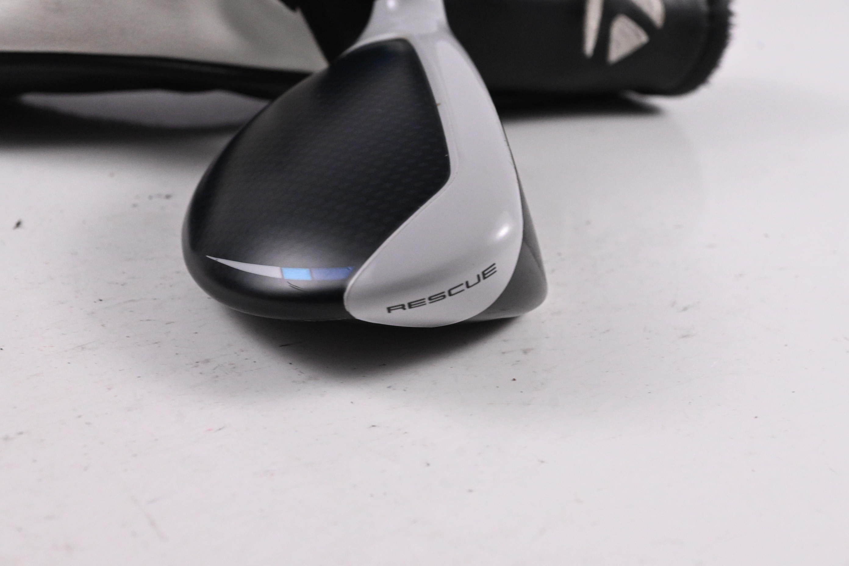 Taylormade SIM2 Max #3 Hybrid / 19 Degree / Regular Flex Ventus Blue 6 Shaft