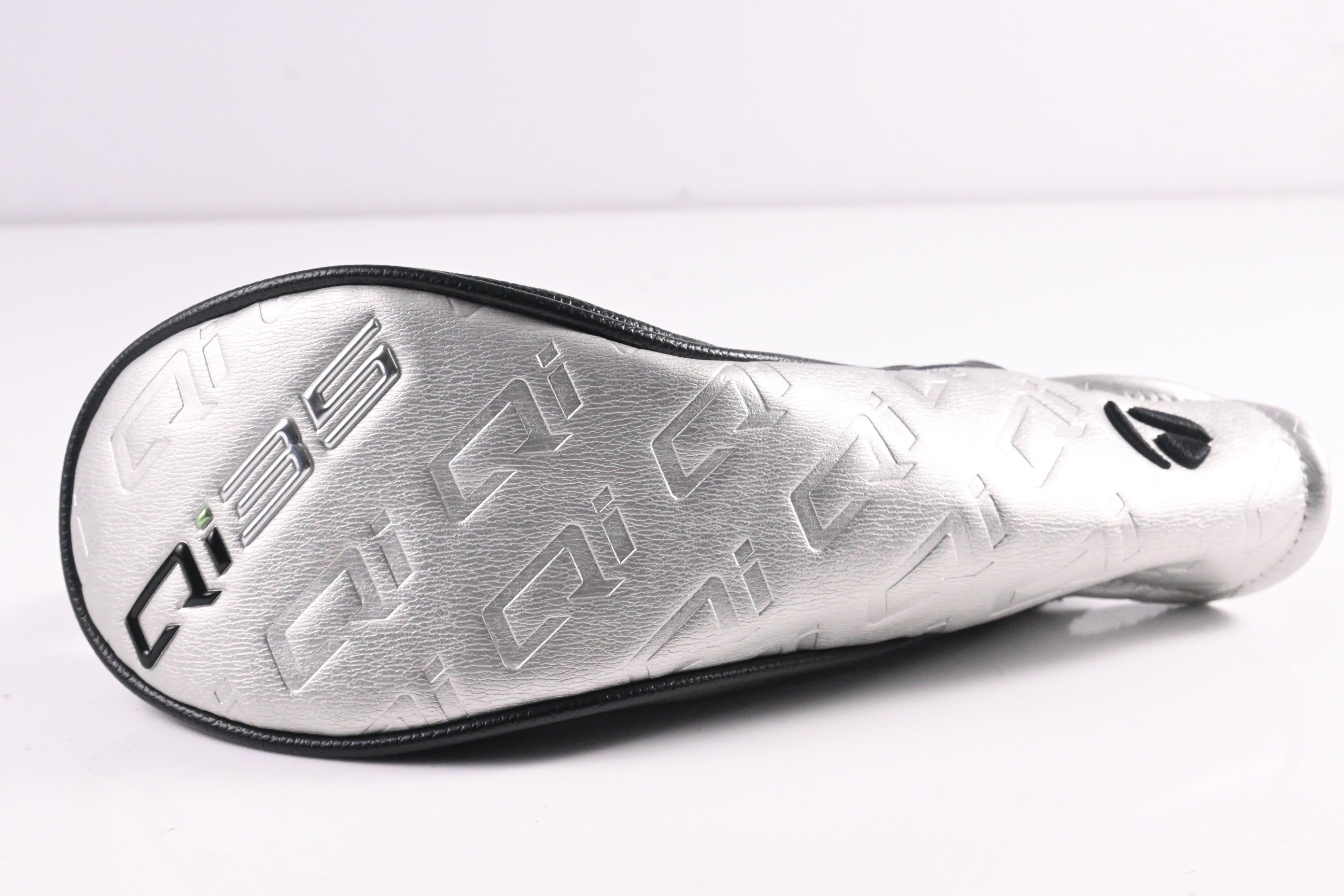Taylormade Qi35 Max Lite #5 Hybrid / 27 Degree / Senior Flex Vanquish 5 Shaft