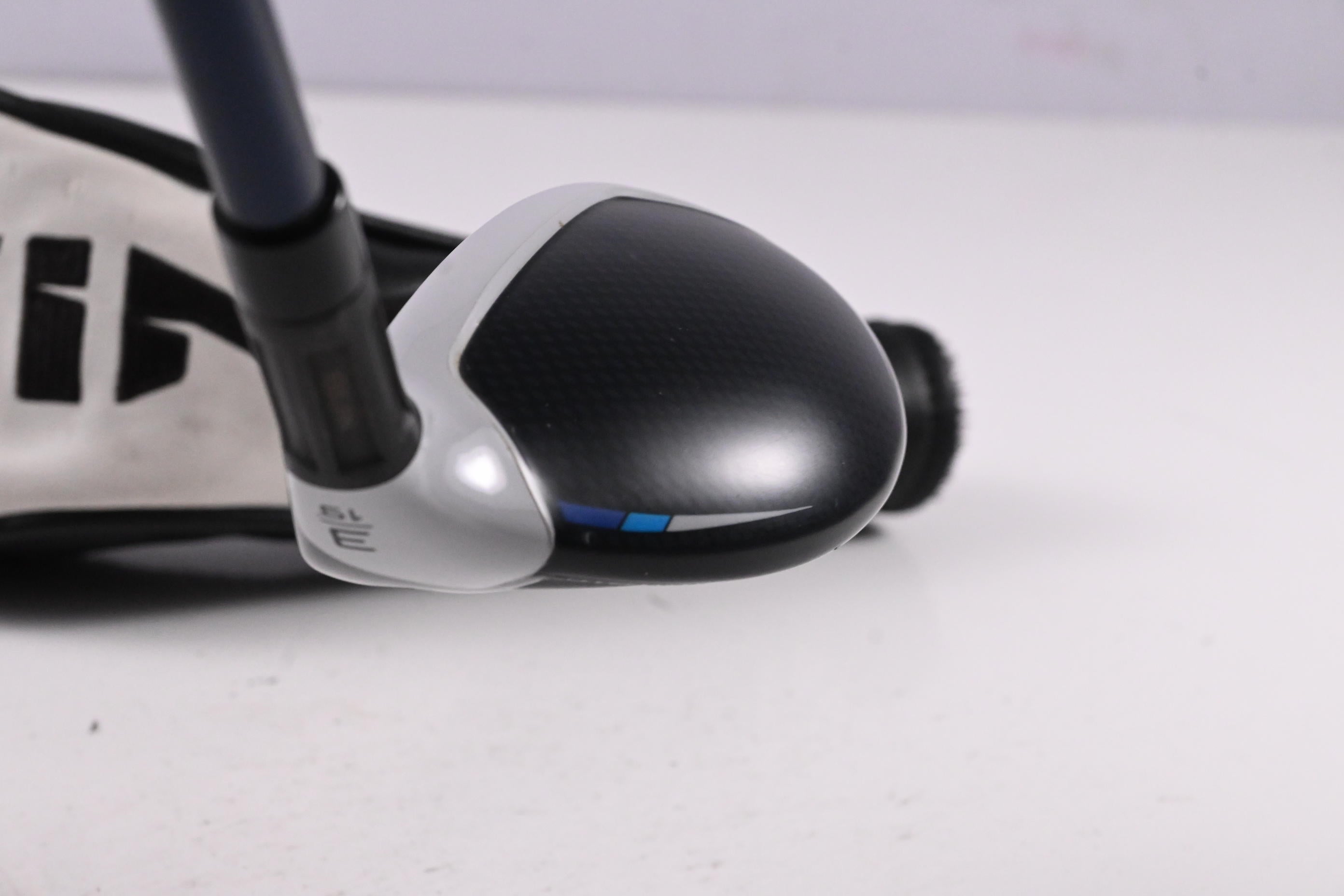 Taylormade SIM2 Max #3 Hybrid / 19 Degree / Regular Flex Ventus Blue 6 Shaft
