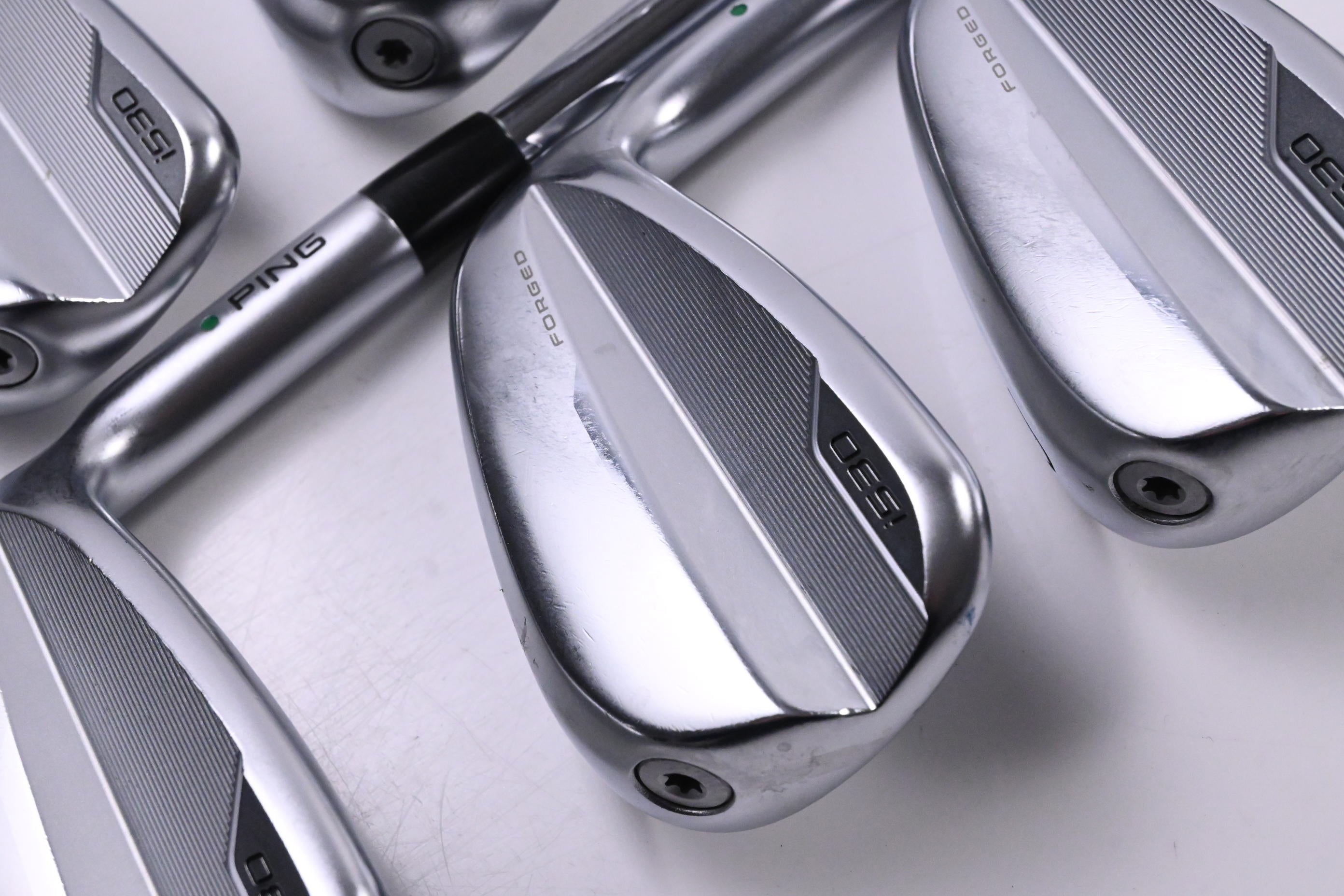 Ping i530 Irons / 7-PW+UW / Green Dot / Stiff Flex Dynamic Gold 120 S300 Shafts