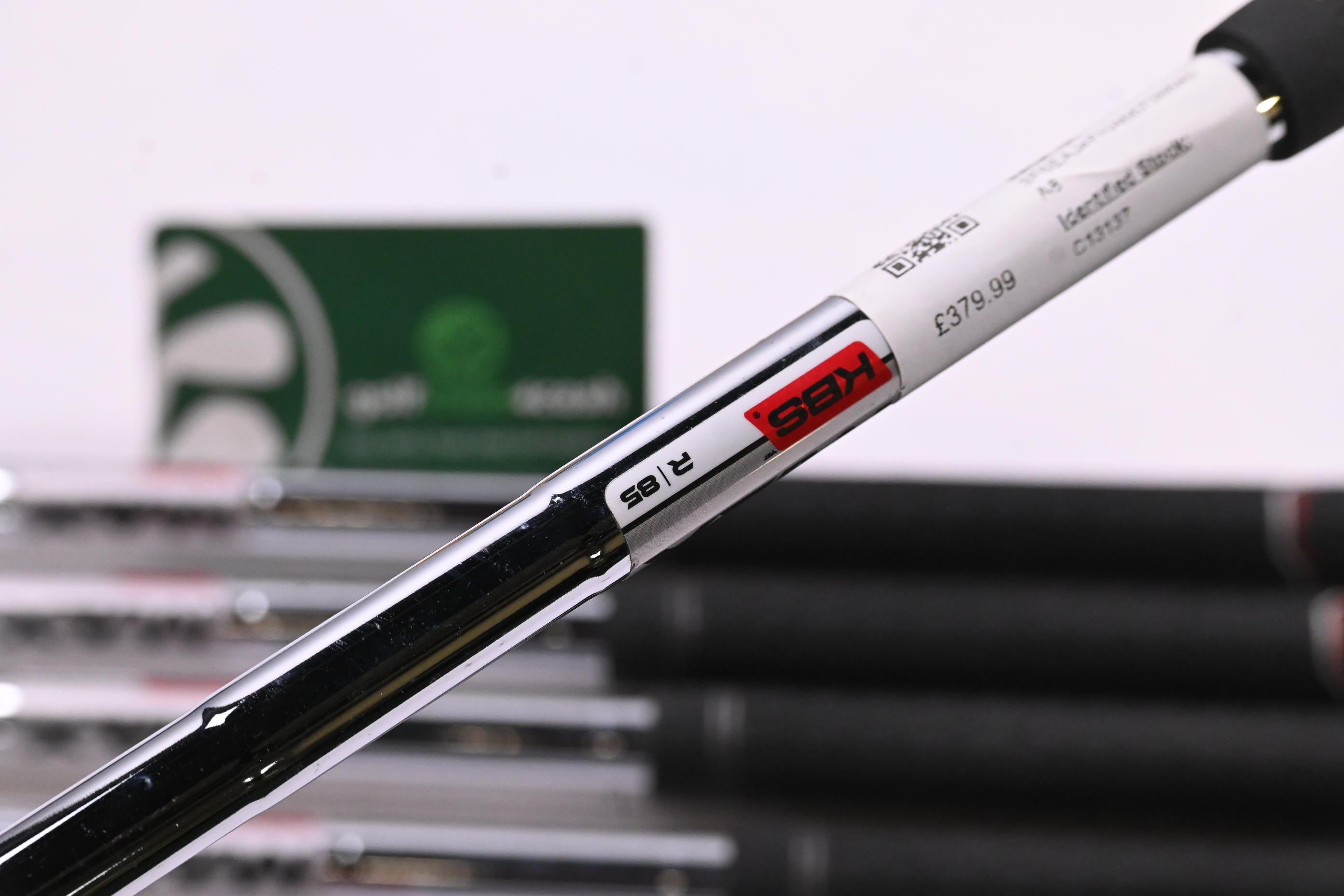 Taylormade M6 Irons / 5-PW+SW / Regular Flex KBS MAX 85 Shafts
