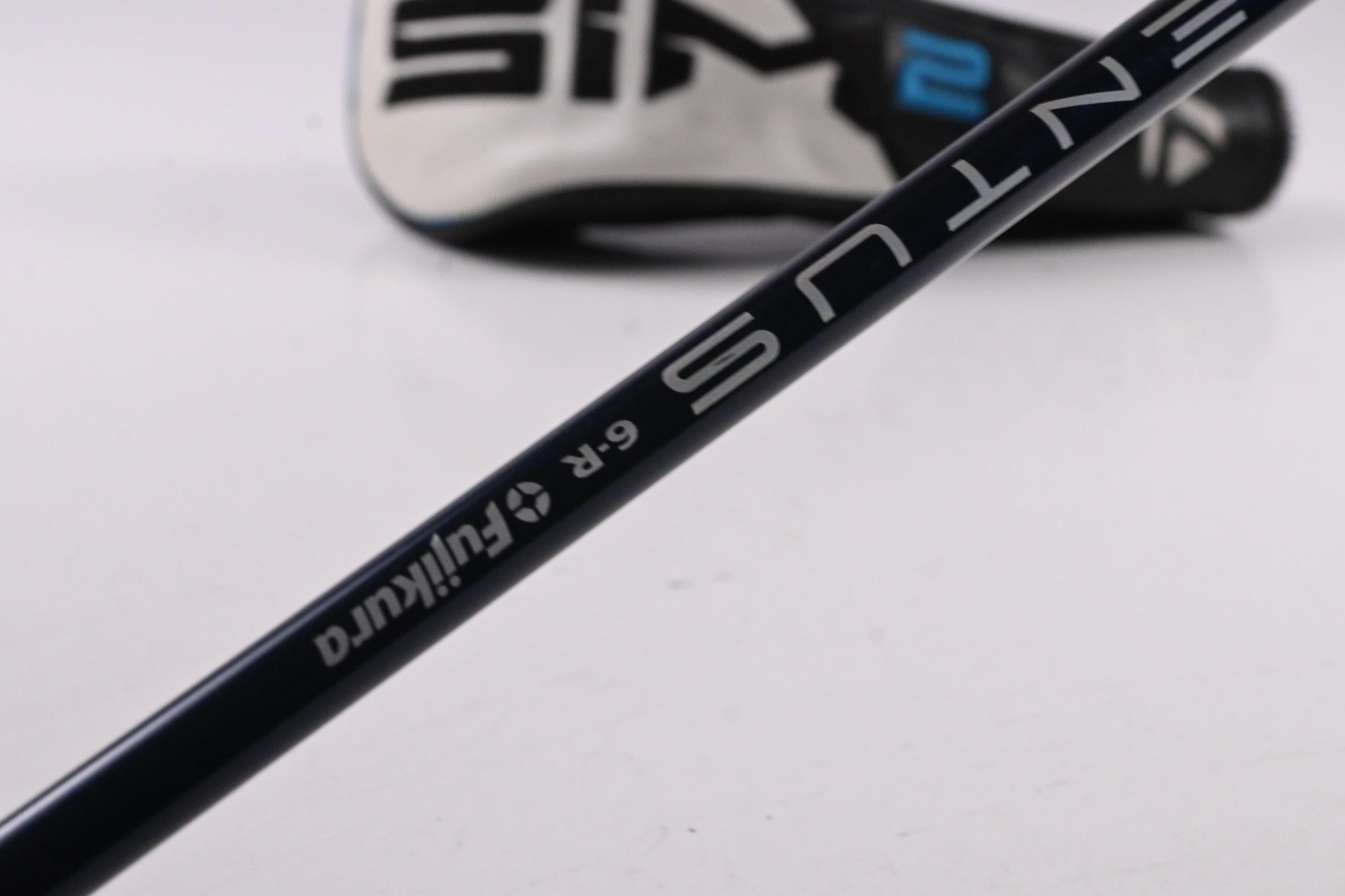 Taylormade SIM2 Max #3 Hybrid / 19 Degree / Regular Flex Ventus Blue 6 Shaft