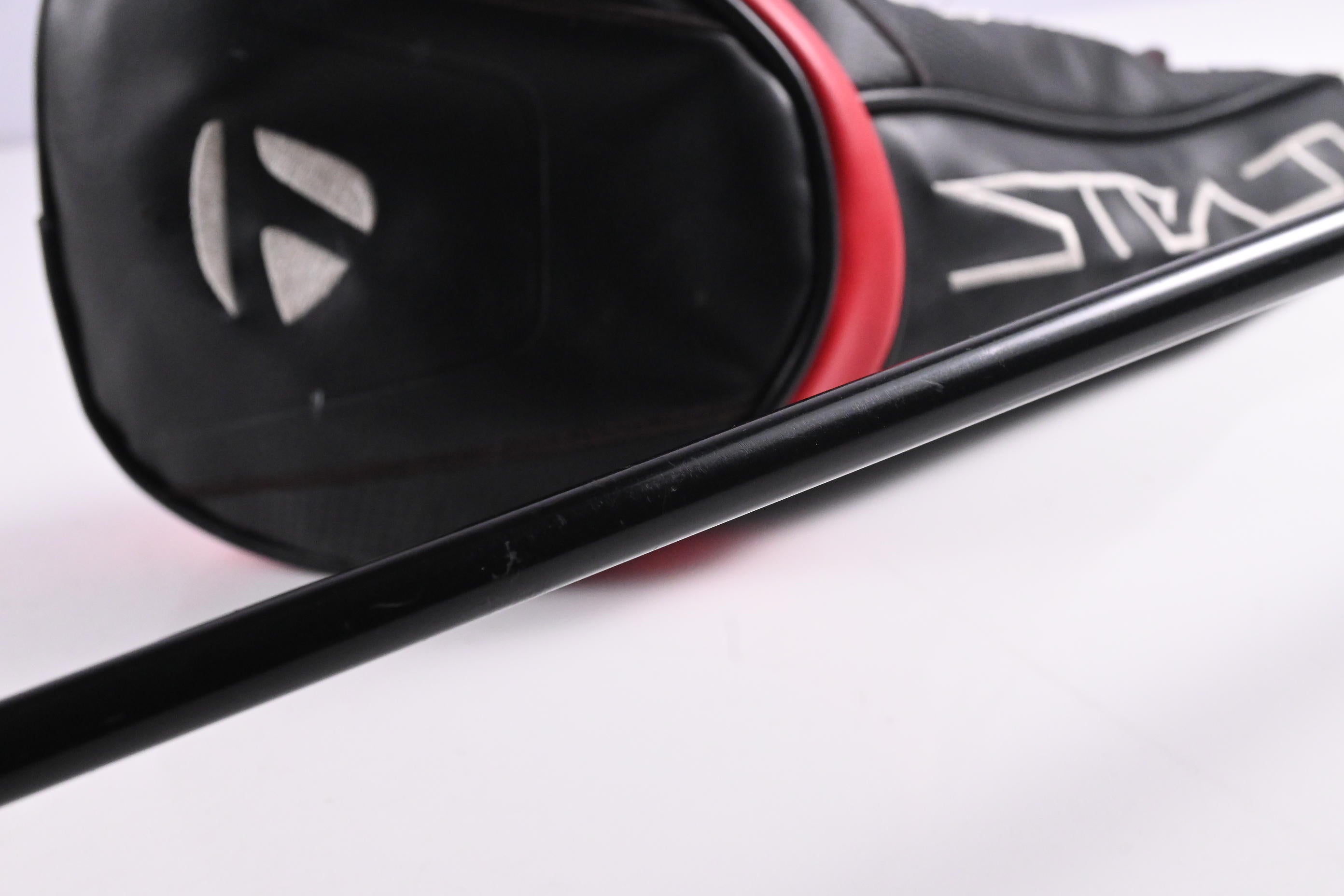 Left Hand Taylormade Stealth Driver / 9 Degree / Stiff Flex Ventus Red 5 Shaft