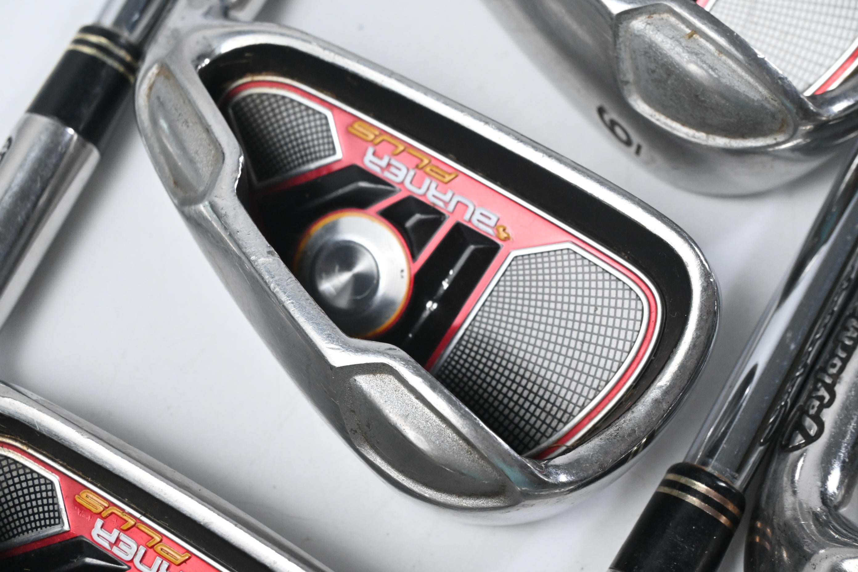 Taylormade Burner Plus Irons / 4-PW+SW / Uniflex Burner 85 Shafts