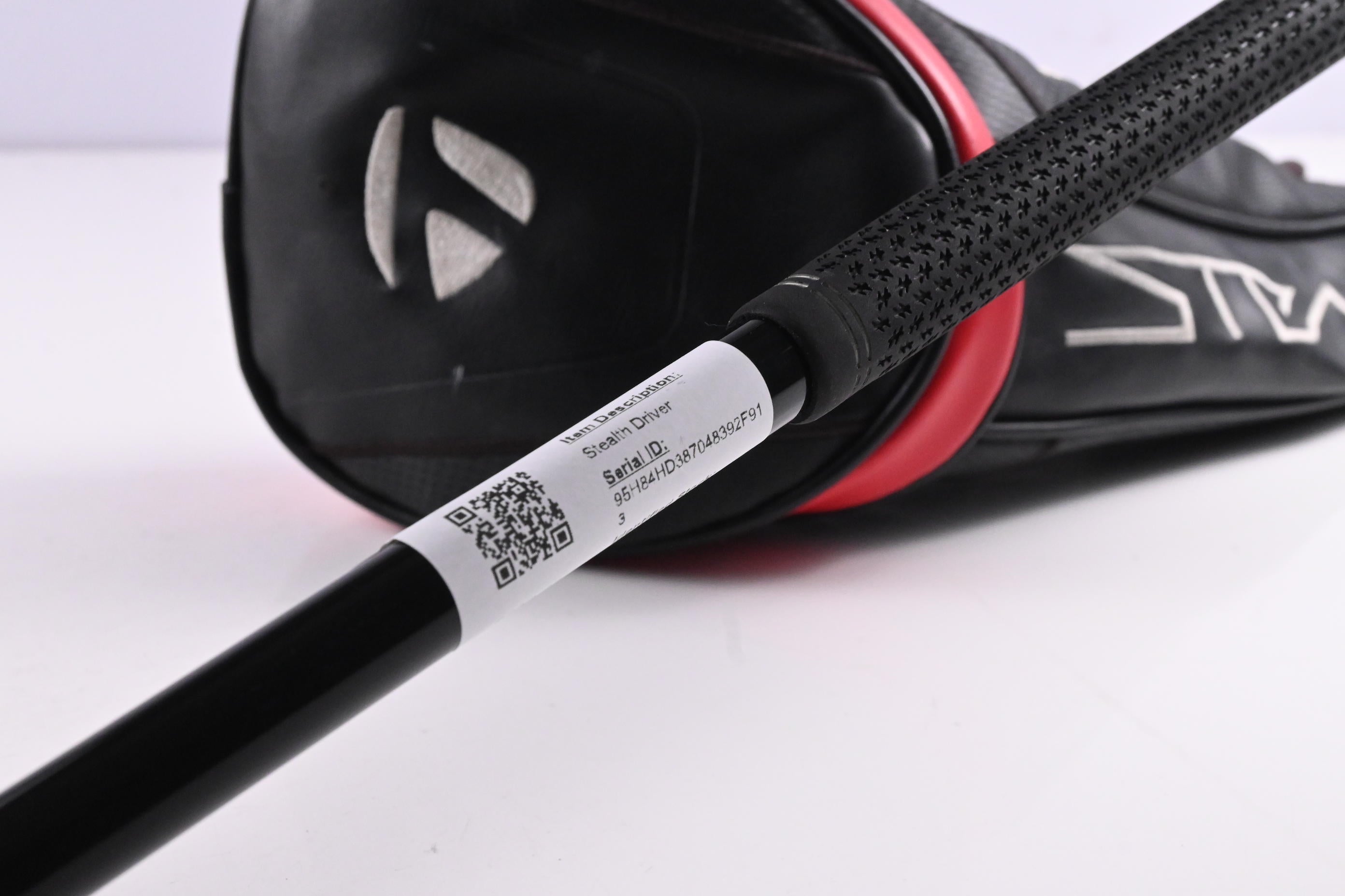 Left Hand Taylormade Stealth Driver / 9 Degree / Stiff Flex Ventus Red 5 Shaft