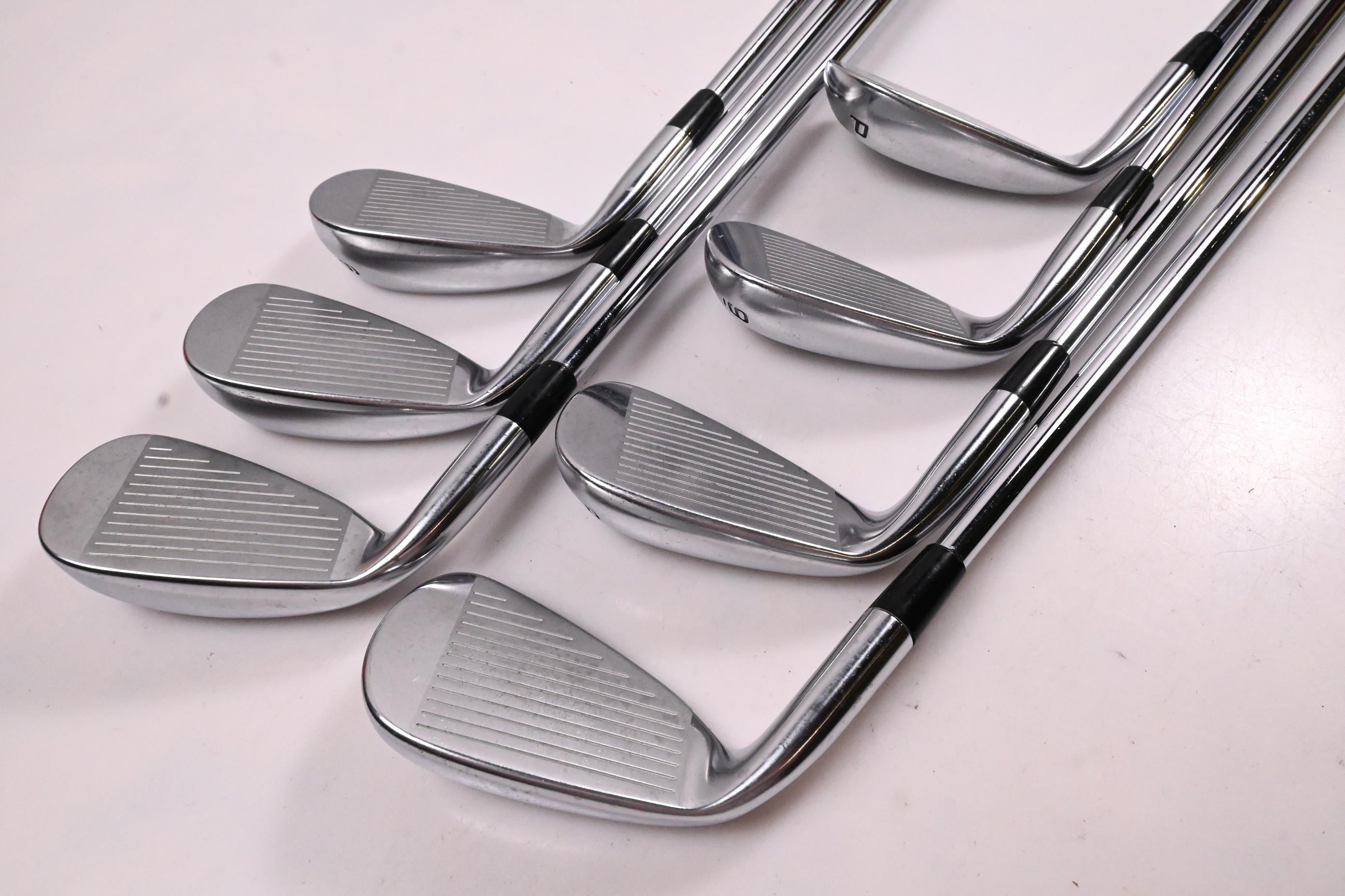 Mizuno JPX 800 HD Irons / 4-PW / Regular Flex Dynalite Gold XP R300 Shafts