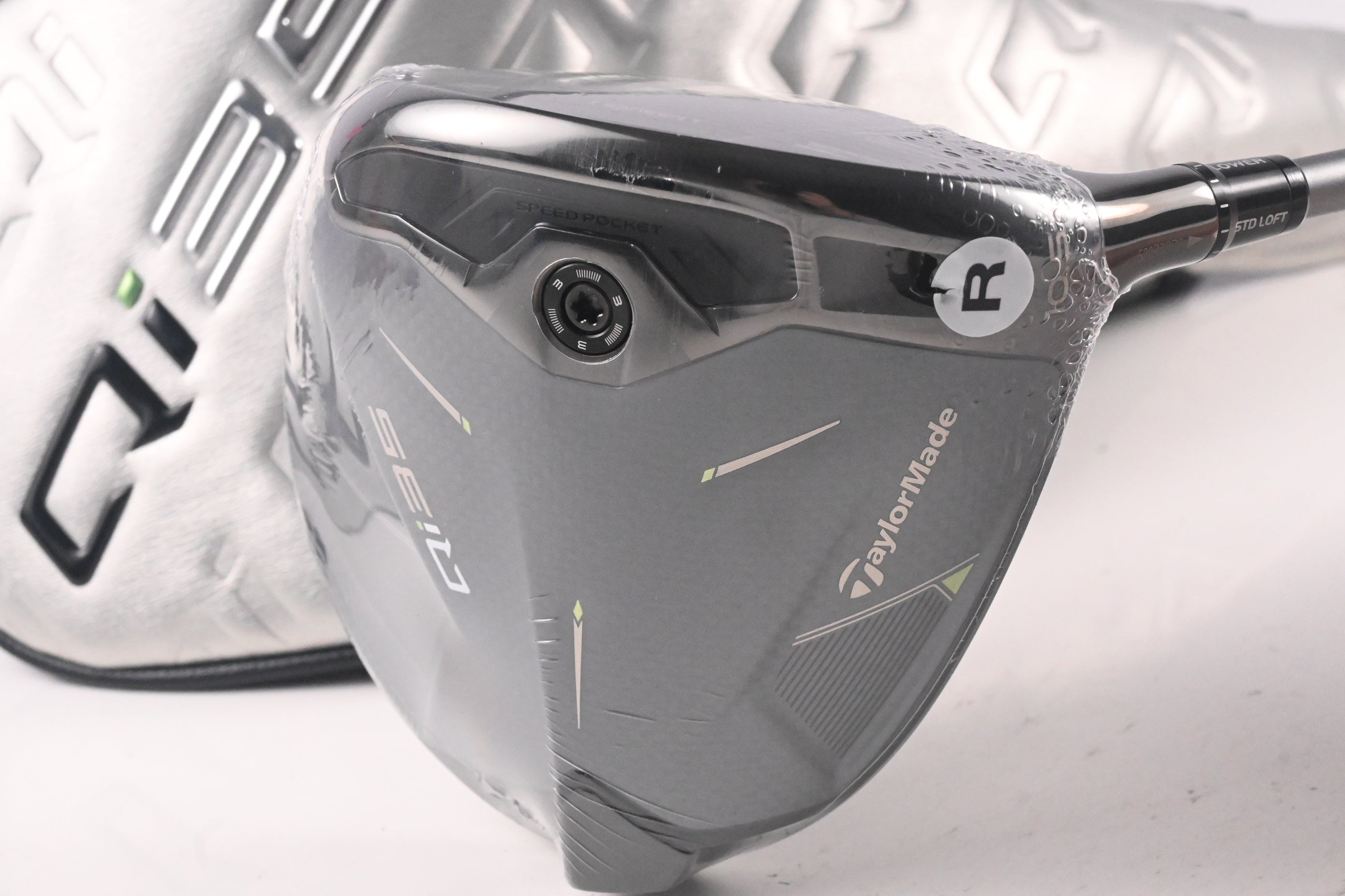 Taylormade Qi35 Driver / 10.5 Degree / Stiff Flex Fujikura Air Speeder 50 Shaft