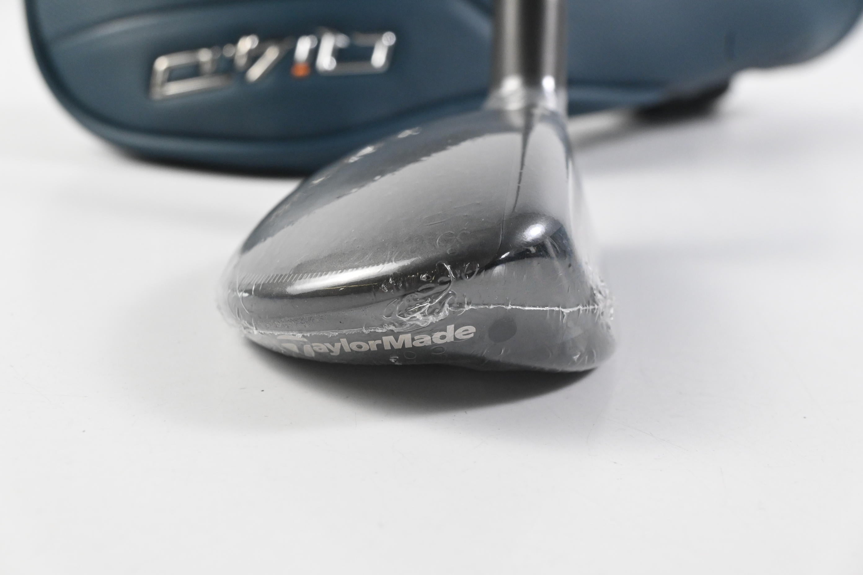 Taylormade Qi4D #3 Hybrid / 19 Degree / Stiff Flex REAX By KBS 75 Shaft
