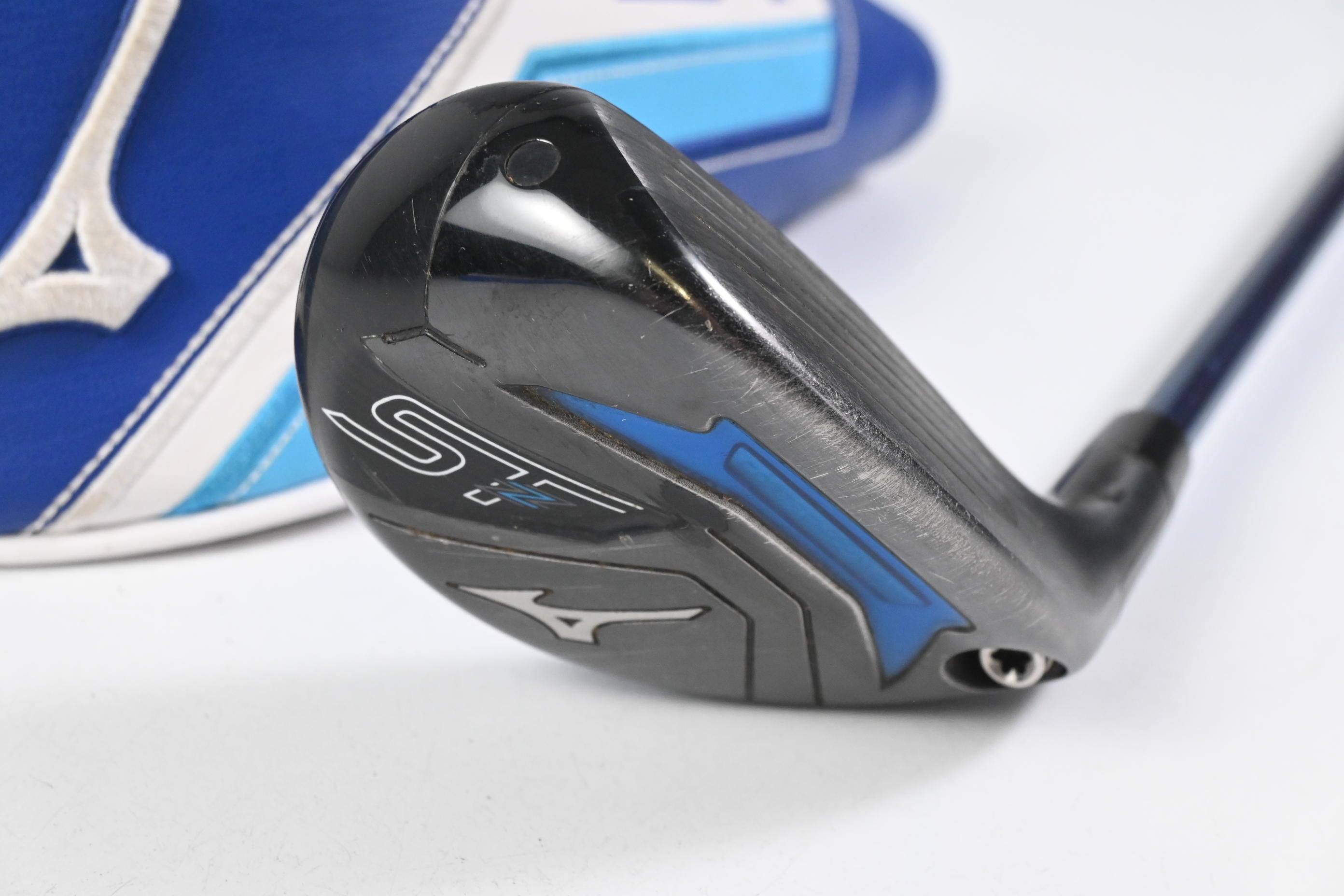 Mizuno ST-Z 230 #4 Hybrid / 22 Degree / Regular Flex UST Mamiya Lin.Q 75 Shaft