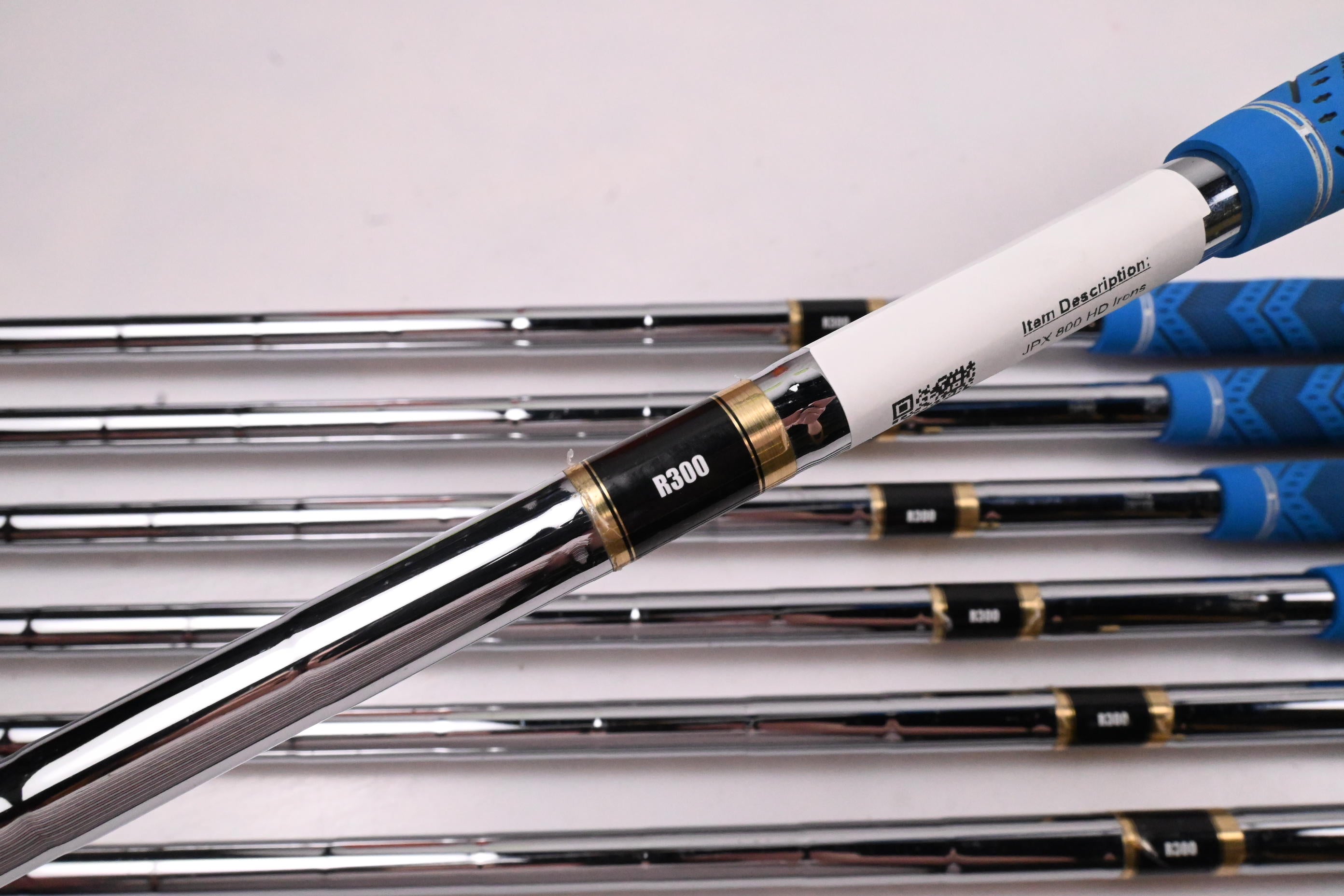 Mizuno JPX 800 HD Irons / 4-PW / Regular Flex Dynalite Gold XP R300 Shafts