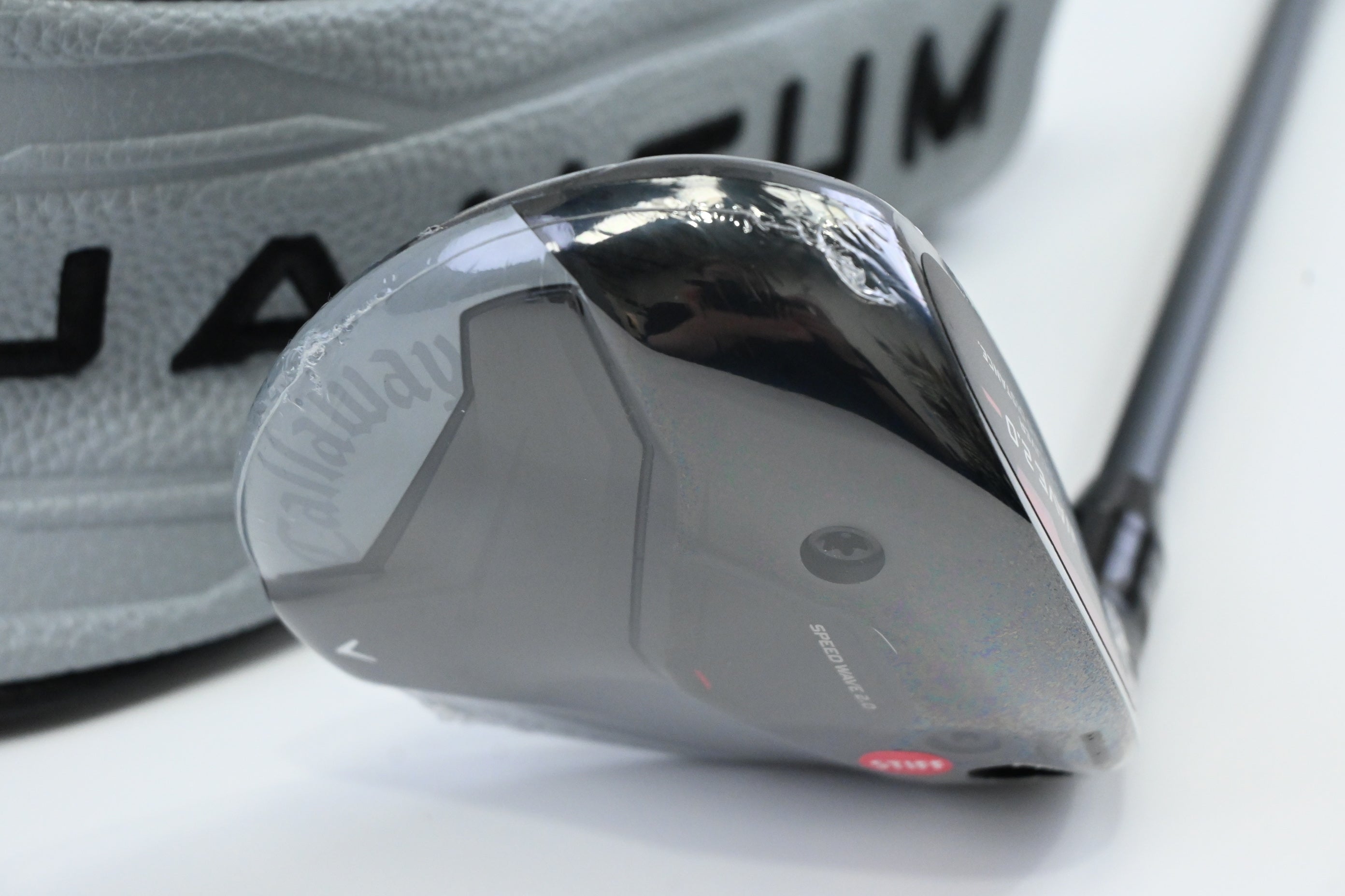 Callaway Quantum Max #5 Wood / 18 Degree / Stiff Flex Denali Frost Silver 60