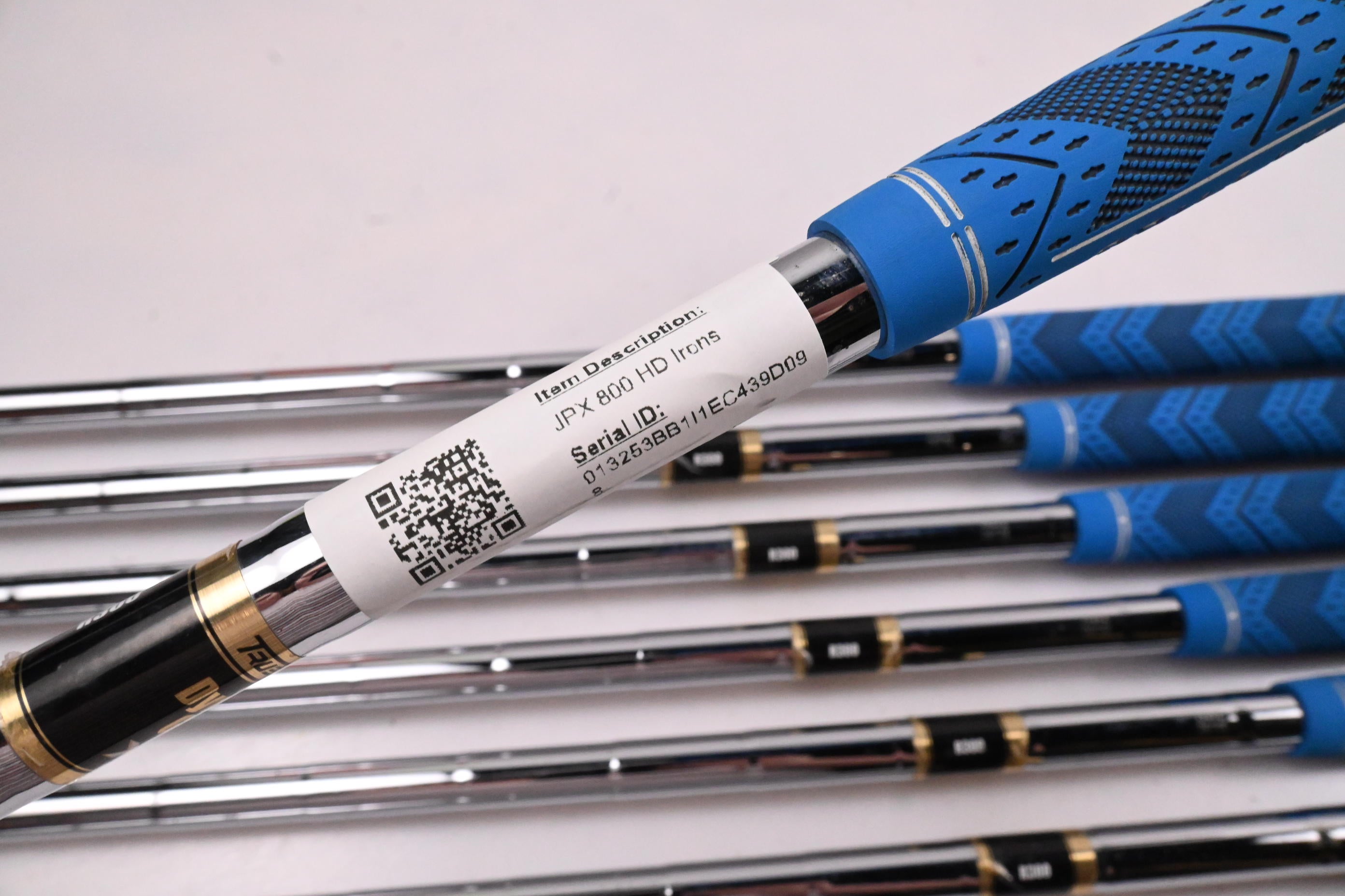 Mizuno JPX 800 HD Irons / 4-PW / Regular Flex Dynalite Gold XP R300 Shafts