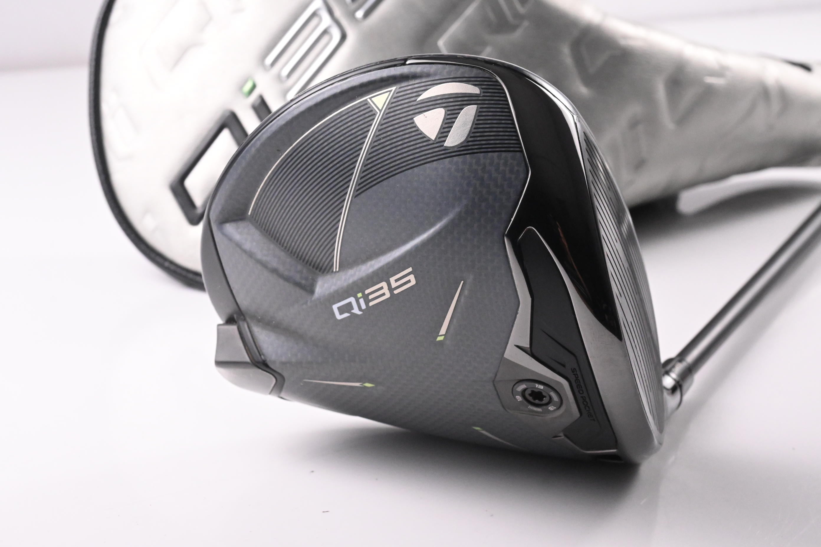 Taylormade Qi35 Driver / 12 Degree / Regular Flex Kai'Li Dark Waves Blue CB 60