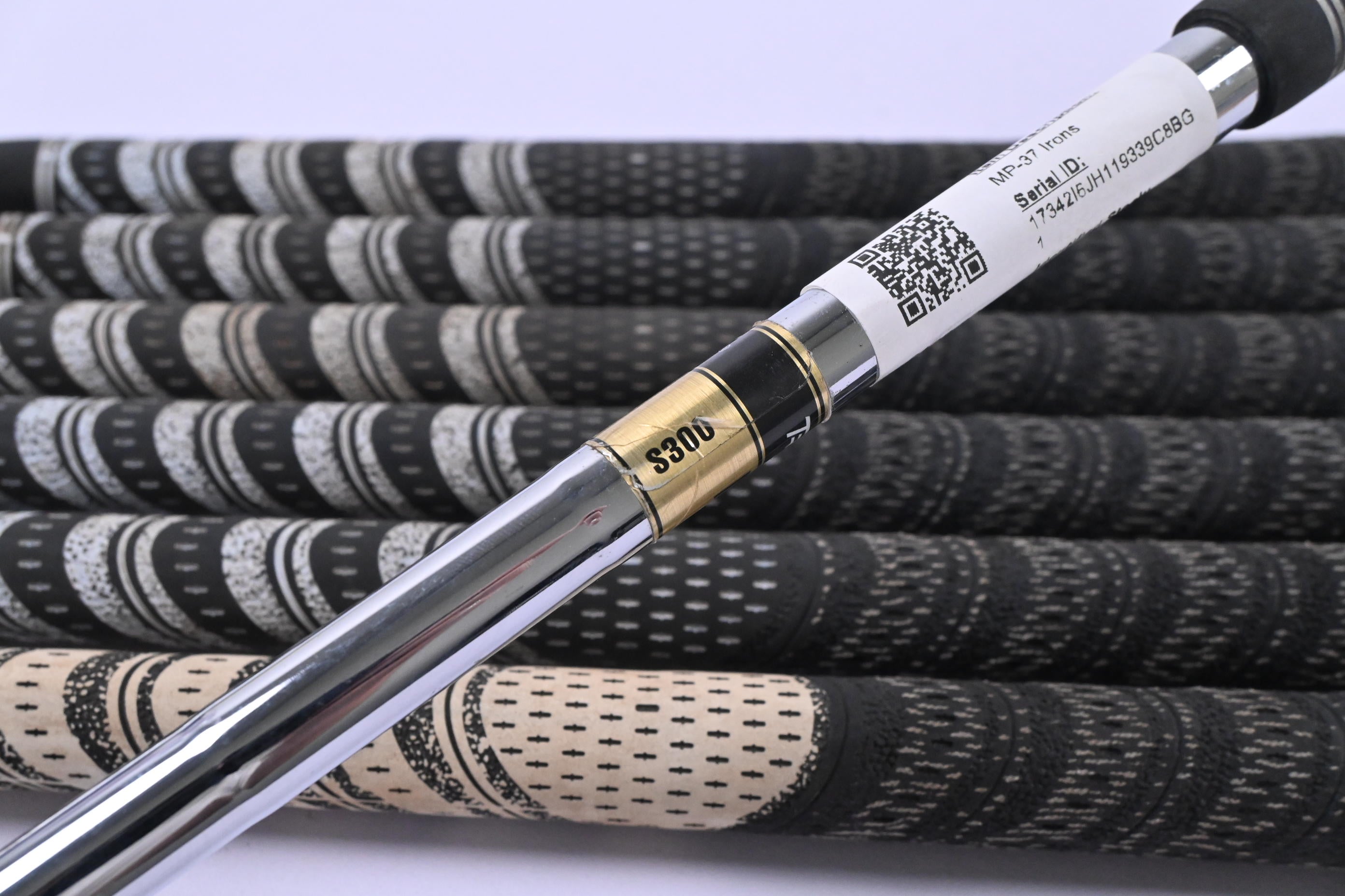 Mizuno MP-37 Irons / 3-9i / Stiff Flex Dynamic Gold S300 Shafts