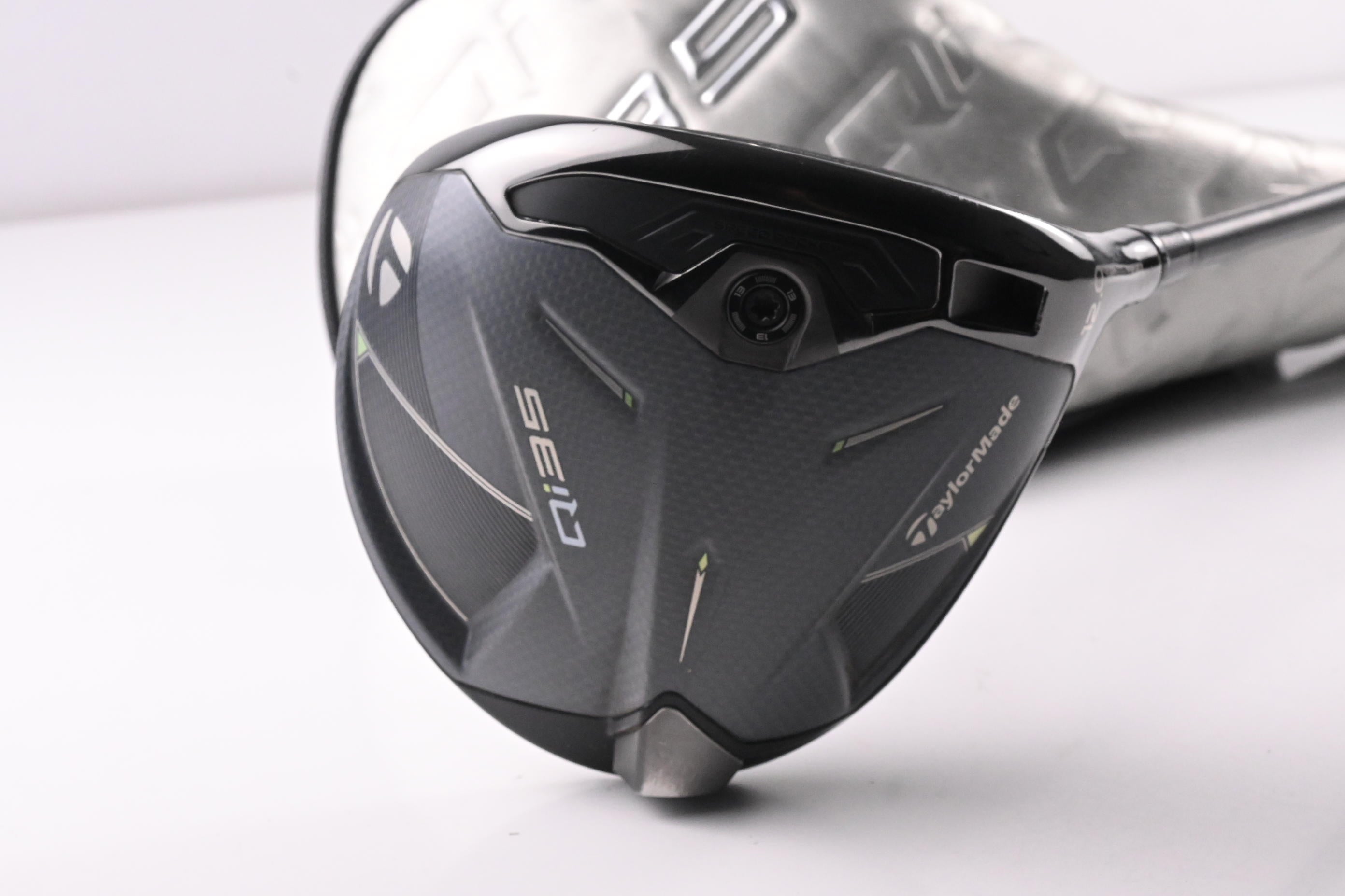 Taylormade Qi35 Driver / 12 Degree / Regular Flex Kai'Li Dark Waves Blue CB 60