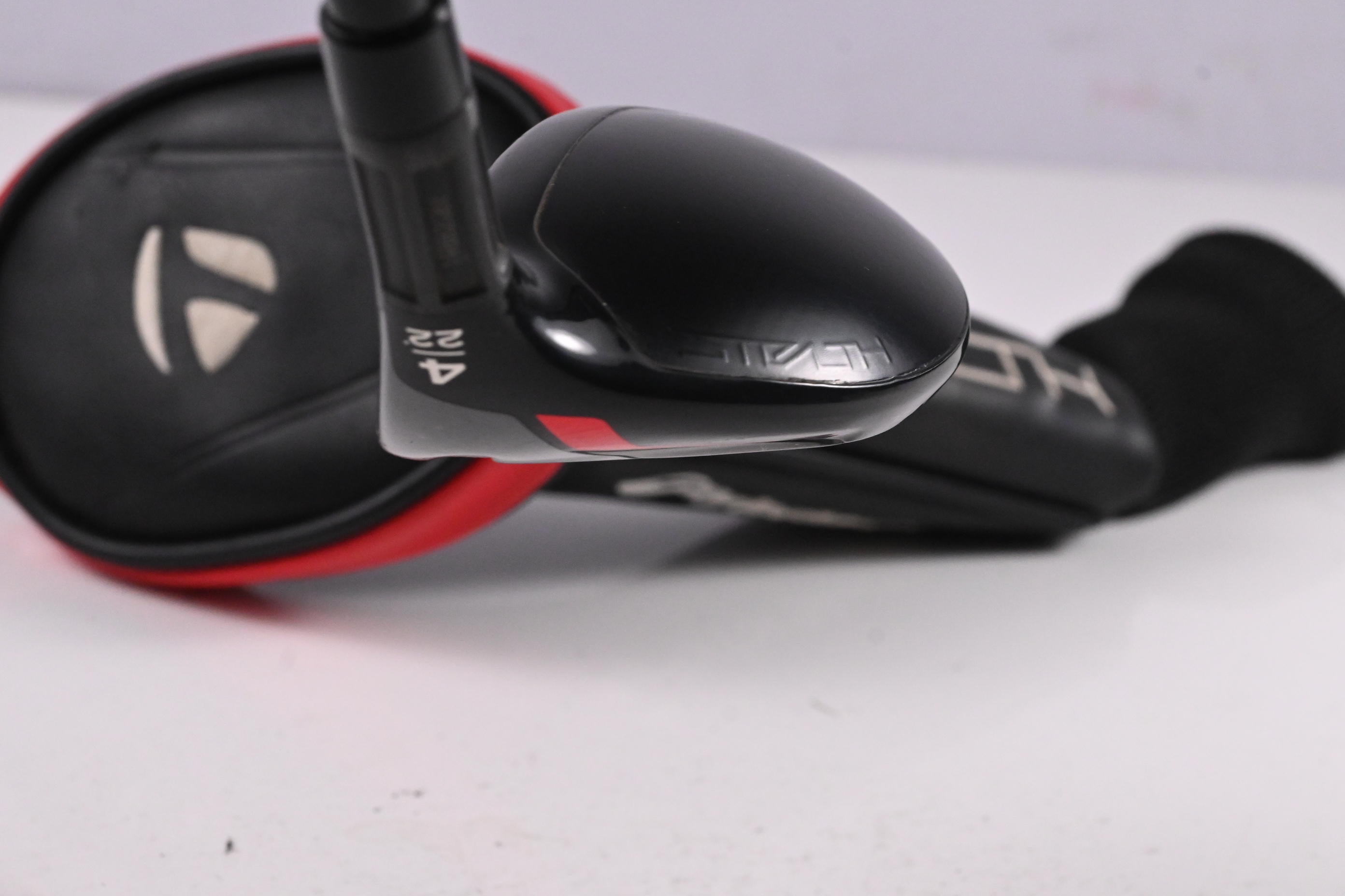 Taylormade Stealth #4 Hybrid / 22 Degree / Senior Flex Ventus Red 5 Shaft