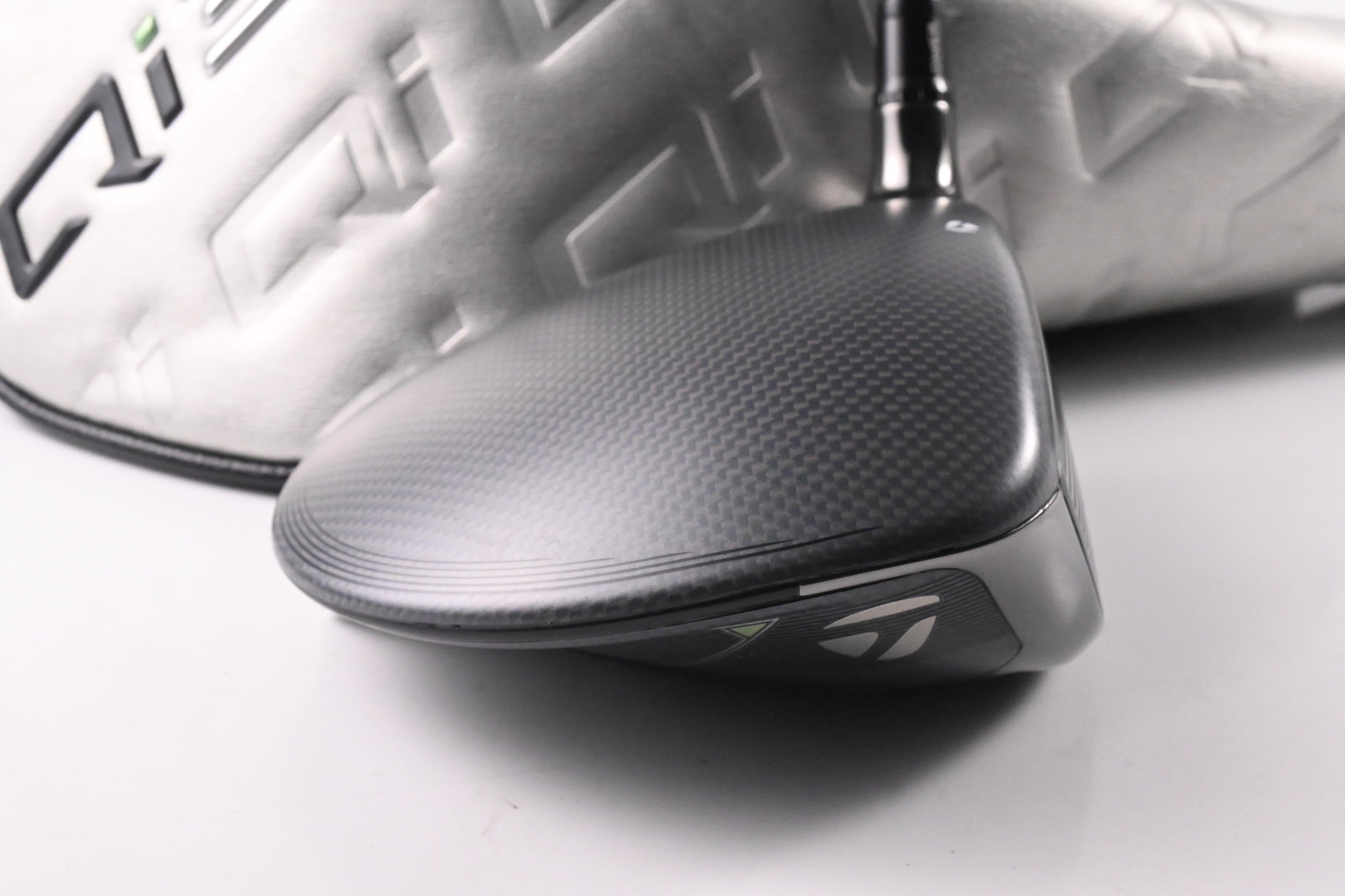 Taylormade Qi35 Driver / 12 Degree / Regular Flex Kai'Li Dark Waves Blue CB 60