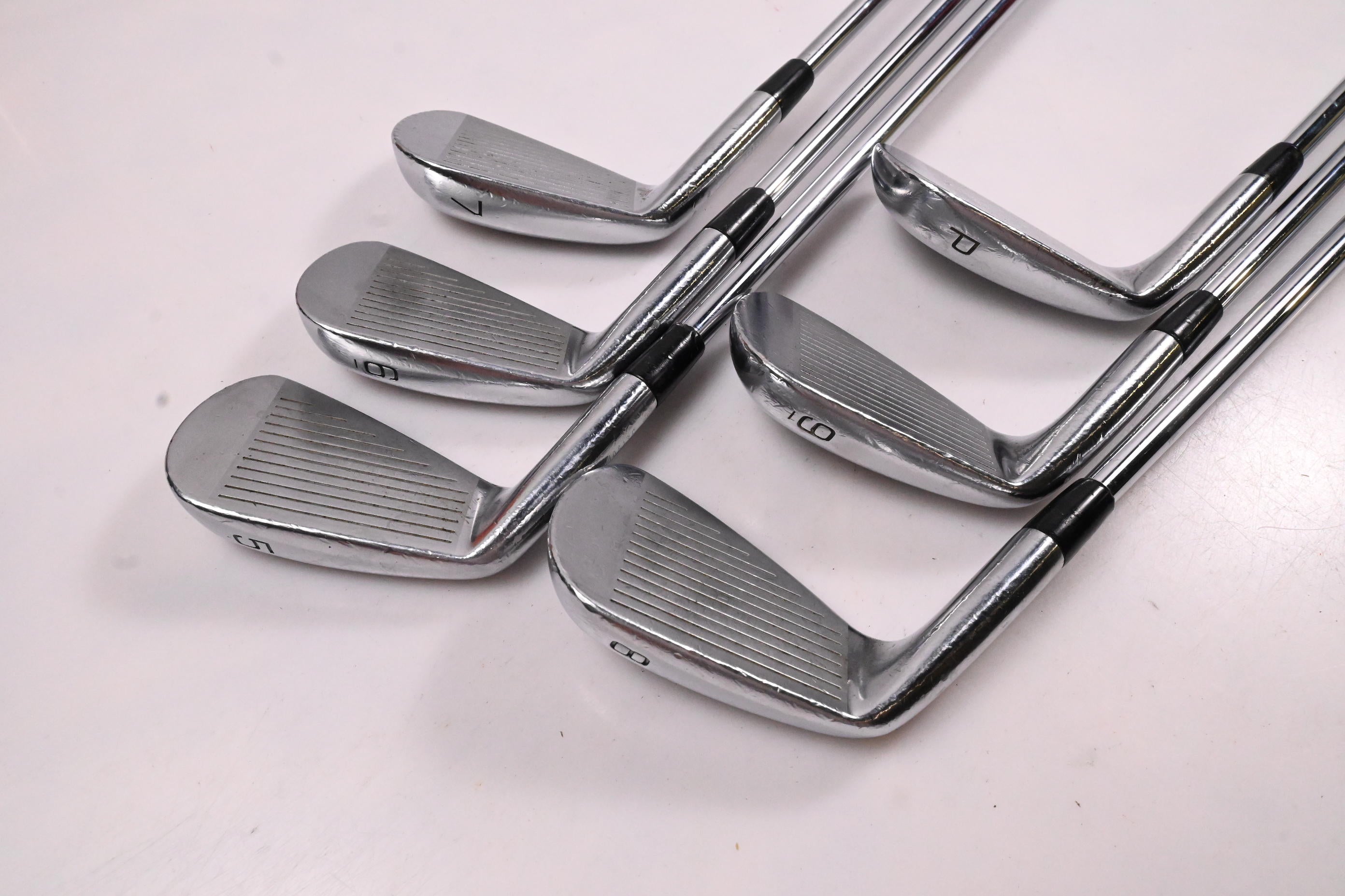 Mizuno JPX 825 Pro Irons / 5-PW / Regular Flex Dynalite Gold XP R300 Shafts