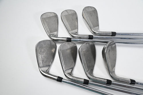 Callaway Warbird Irons / 5-PW+SW / Uniflex Warbird Shafts