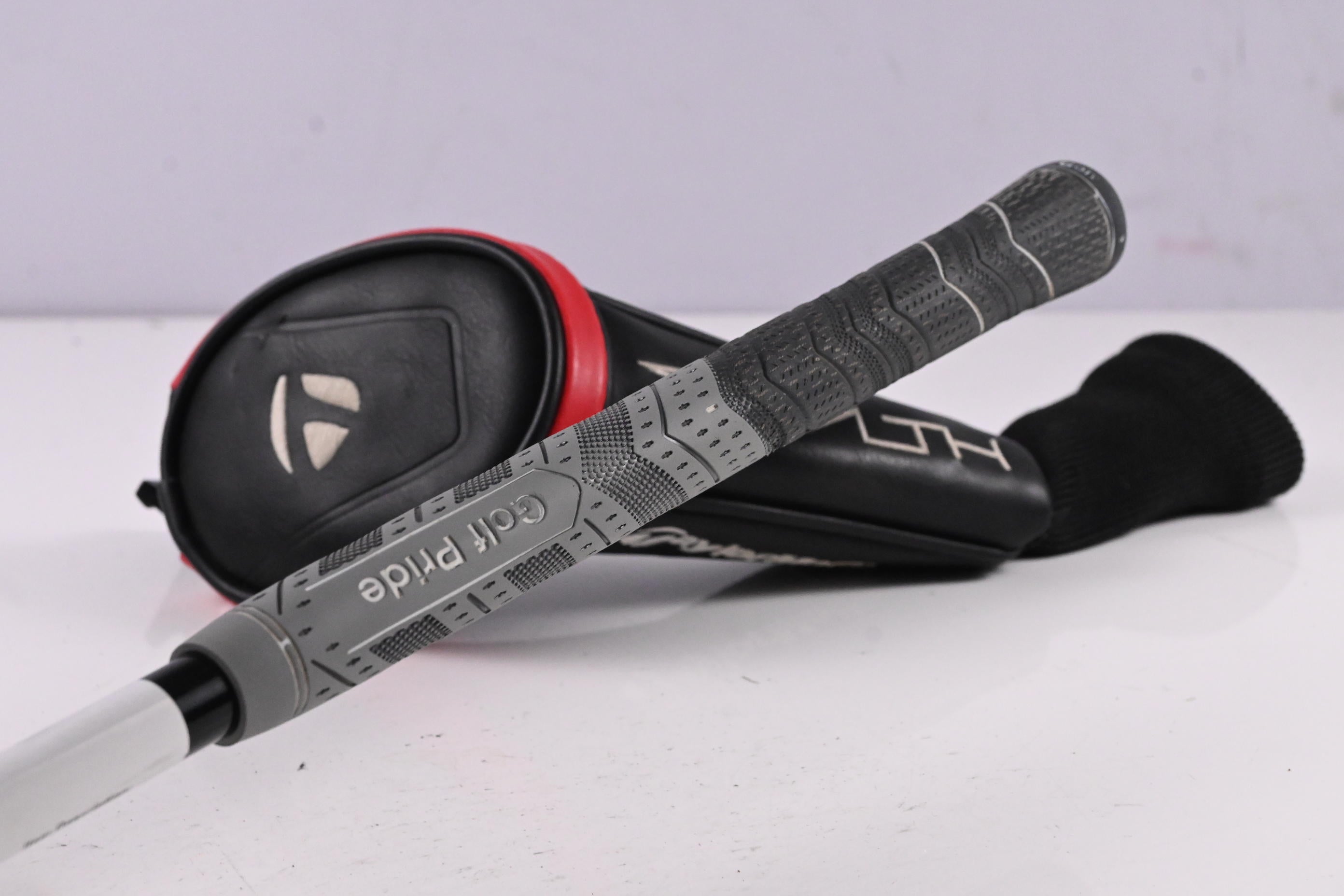 Taylormade Stealth #4 Hybrid / 22 Degree / Senior Flex Ventus Red 5 Shaft