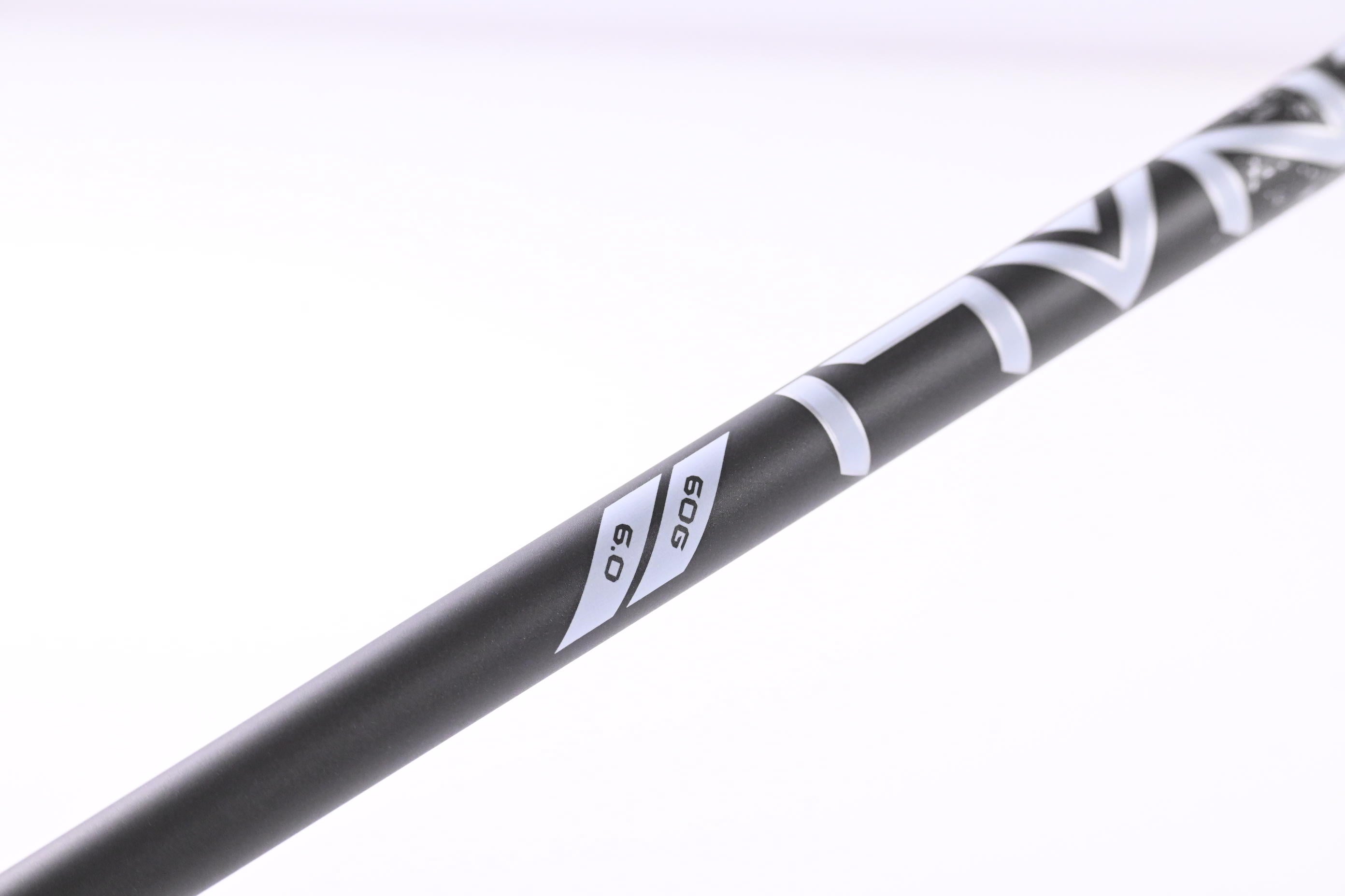 Cobra OPTM MAX-D Driver / 10.5 Degree / Stiff Flex Denali Frost Silver 60 Shaft