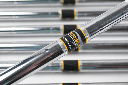 Callaway Warbird Irons / 5-PW+SW / Uniflex Warbird Shafts