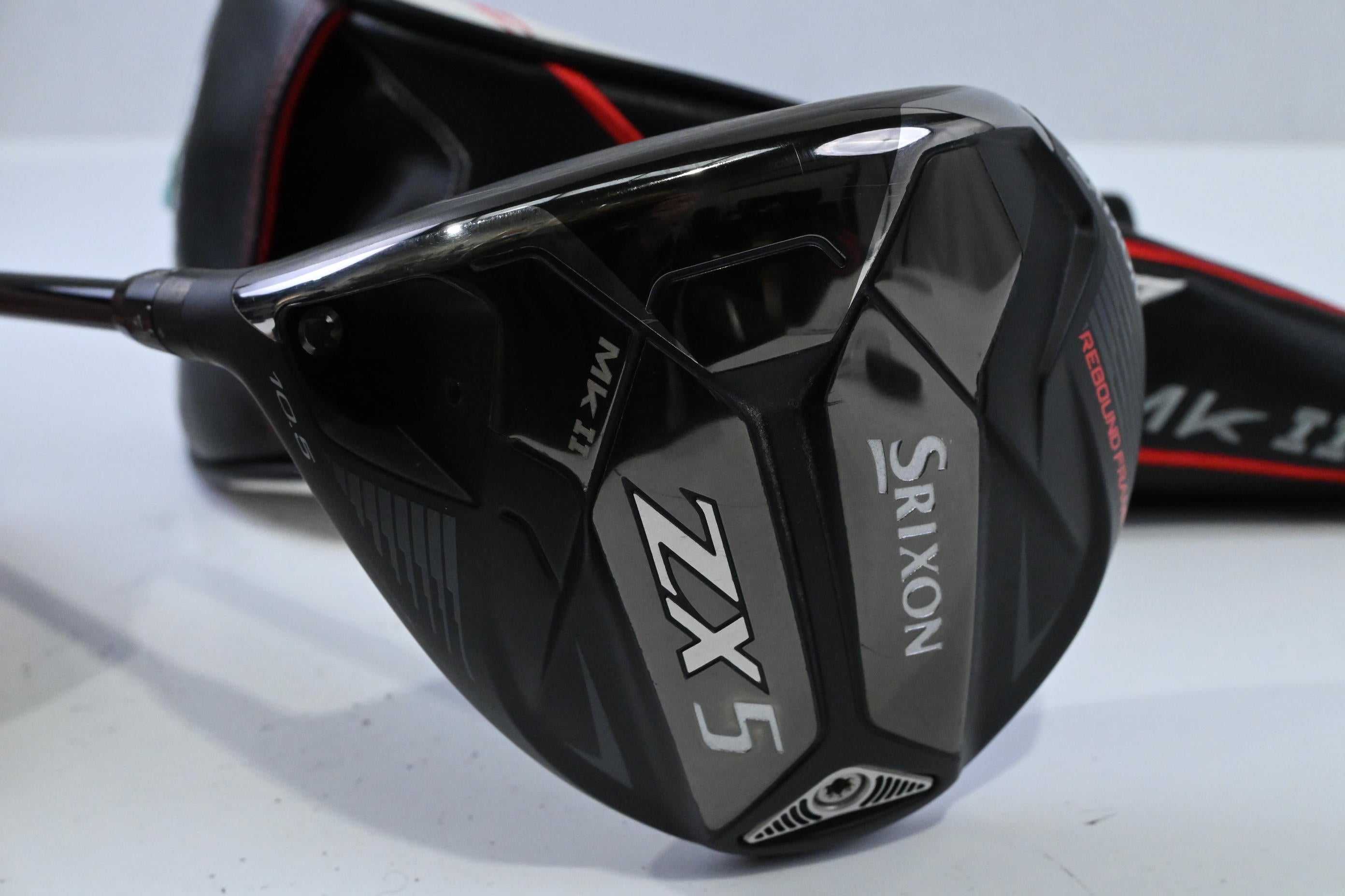 Left Hand Srixon ZX5 LS Mk II Driver 2023 / 10.5 Degree / Stiff Flex HZRDUS Red
