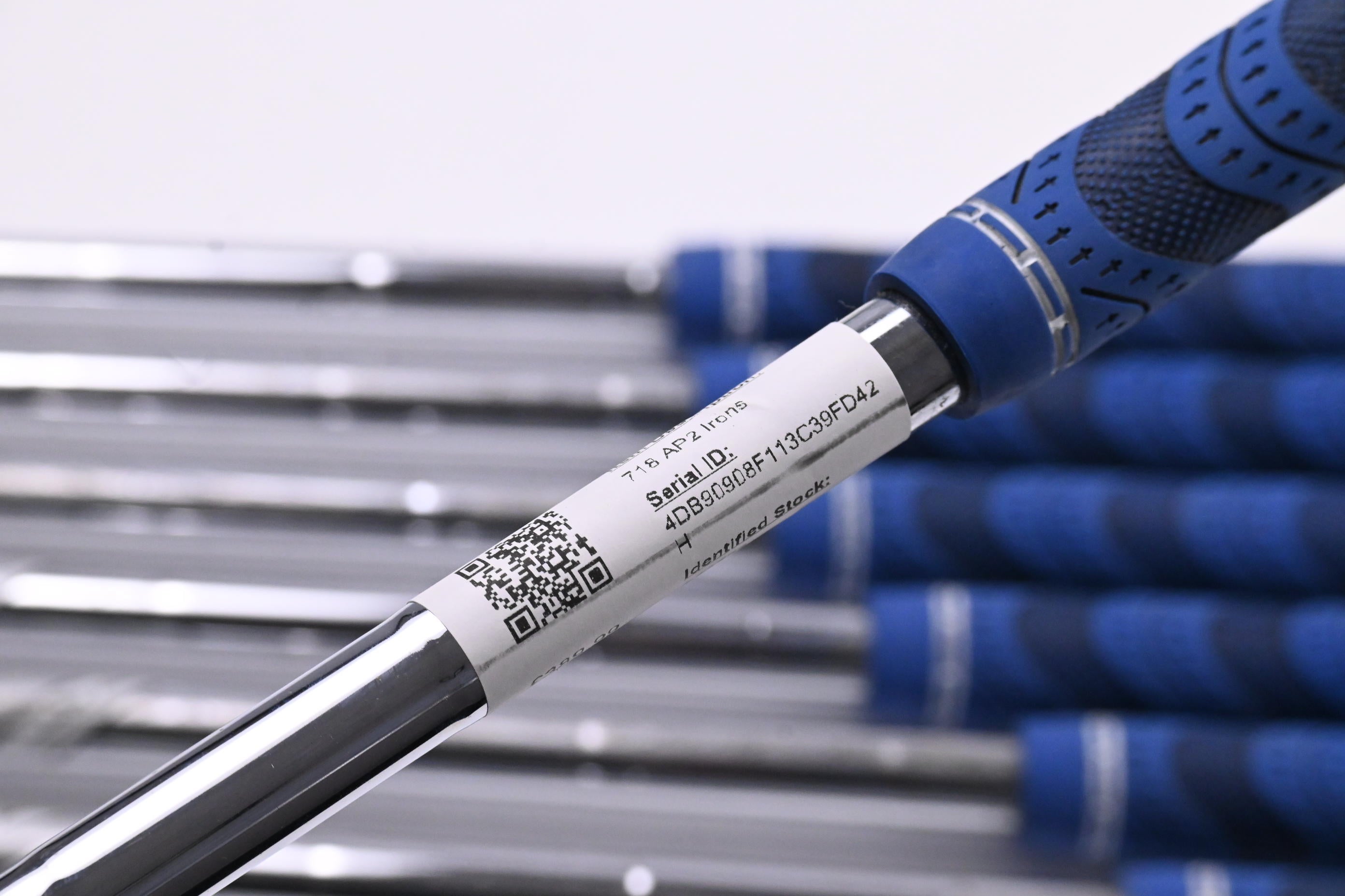 Titleist 718 AP2 Irons / 4-PW / Stiff Flex AMT Tour White S300 Shafts