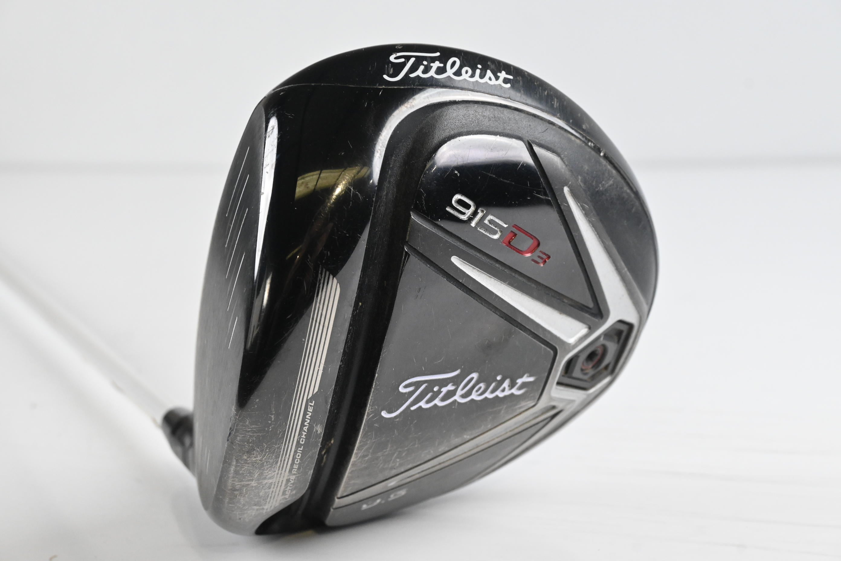 Left Hand Titleist 915 D3 Driver / 9.5 Degree / Regular Flex Aldila Rogue Black
