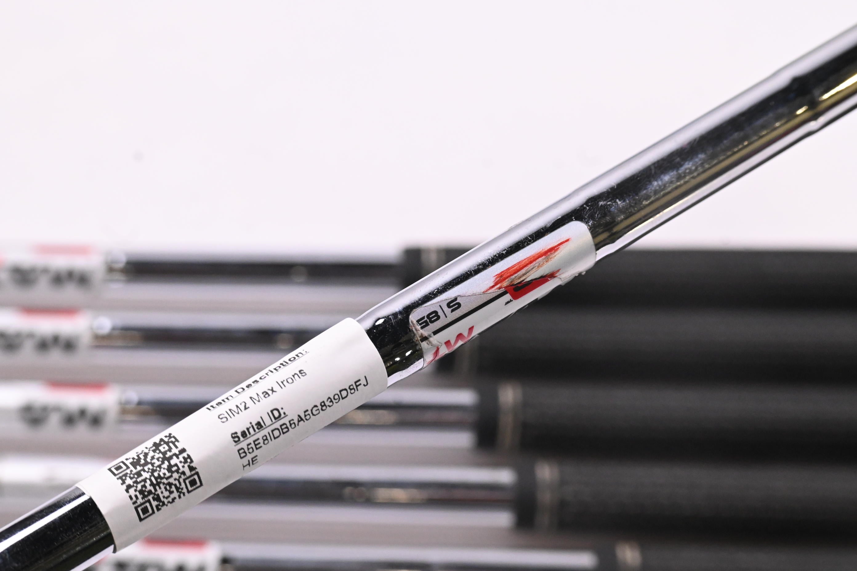 Taylormade SIM2 Max / 5-PW-SW / Stiff Flex KBS MAX MT 85 Shaft